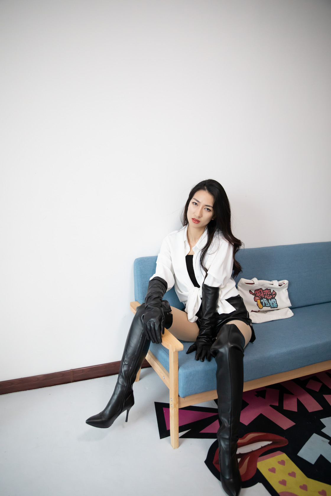 资讯|物恋传媒 – NO.661期 《小茶》 长靴,肉丝,热水泡脚剧情