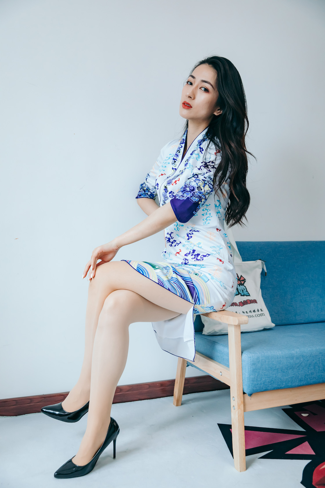 资讯|物恋传媒 – NO.746期 《小茶》 海航制服,油亮肉丝,油亮黑丝