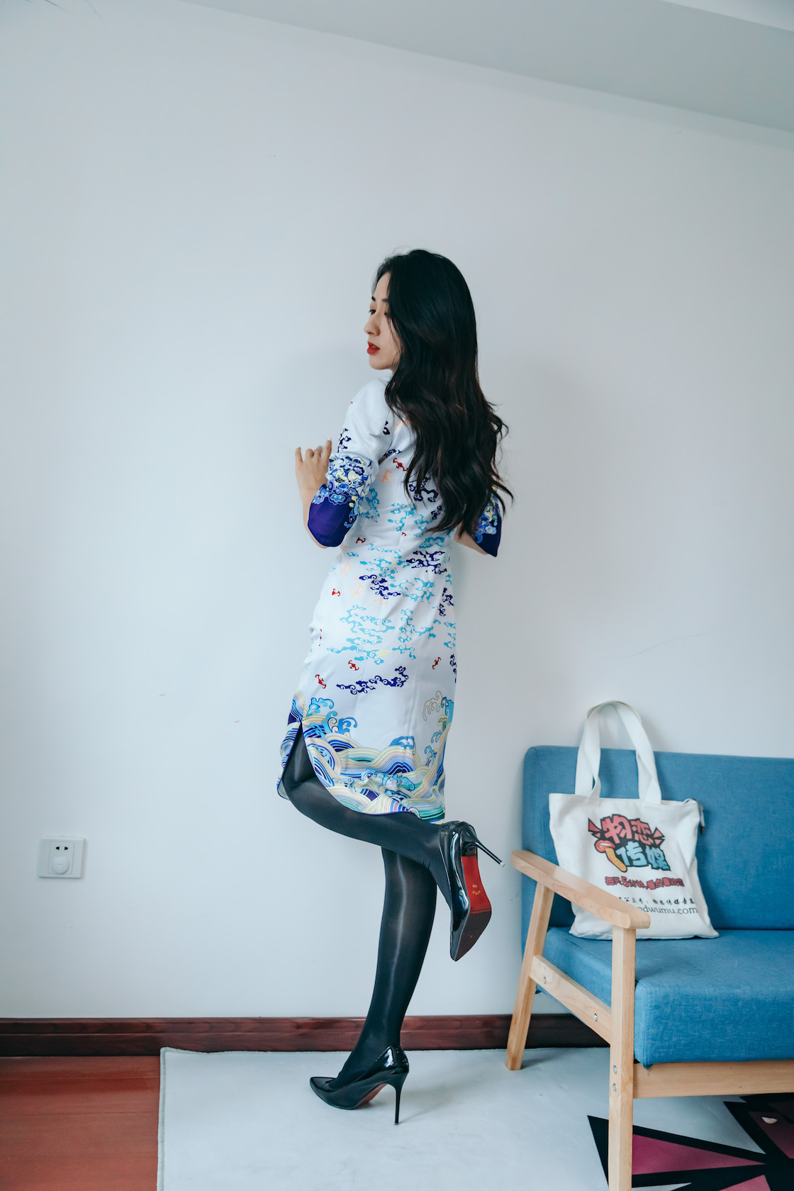 资讯|物恋传媒 – NO.746期 《小茶》 海航制服,油亮肉丝,油亮黑丝