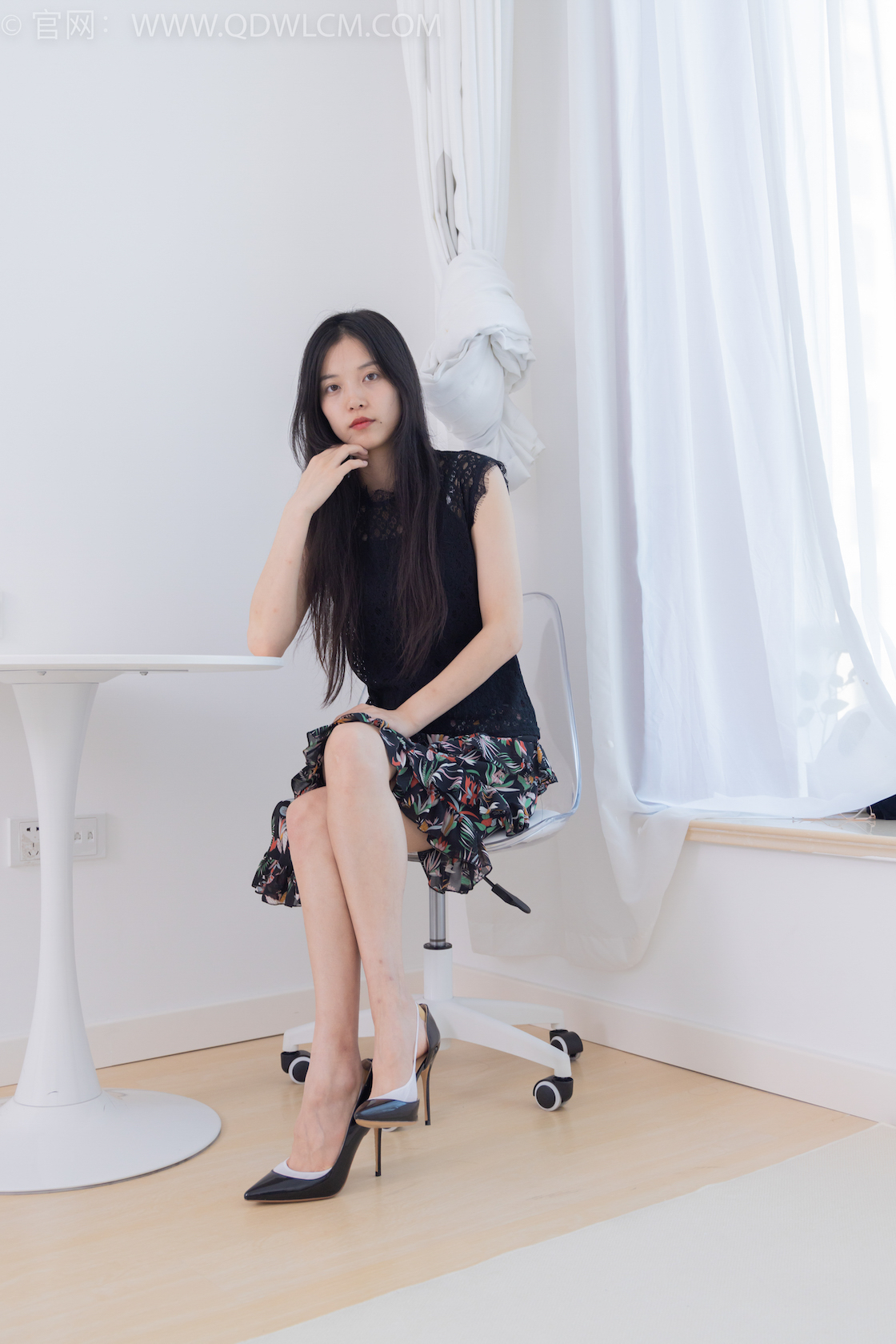 资讯|物恋传媒 – NO.1762期 《茯苓》 高跟鞋,船袜,昏睡剧情