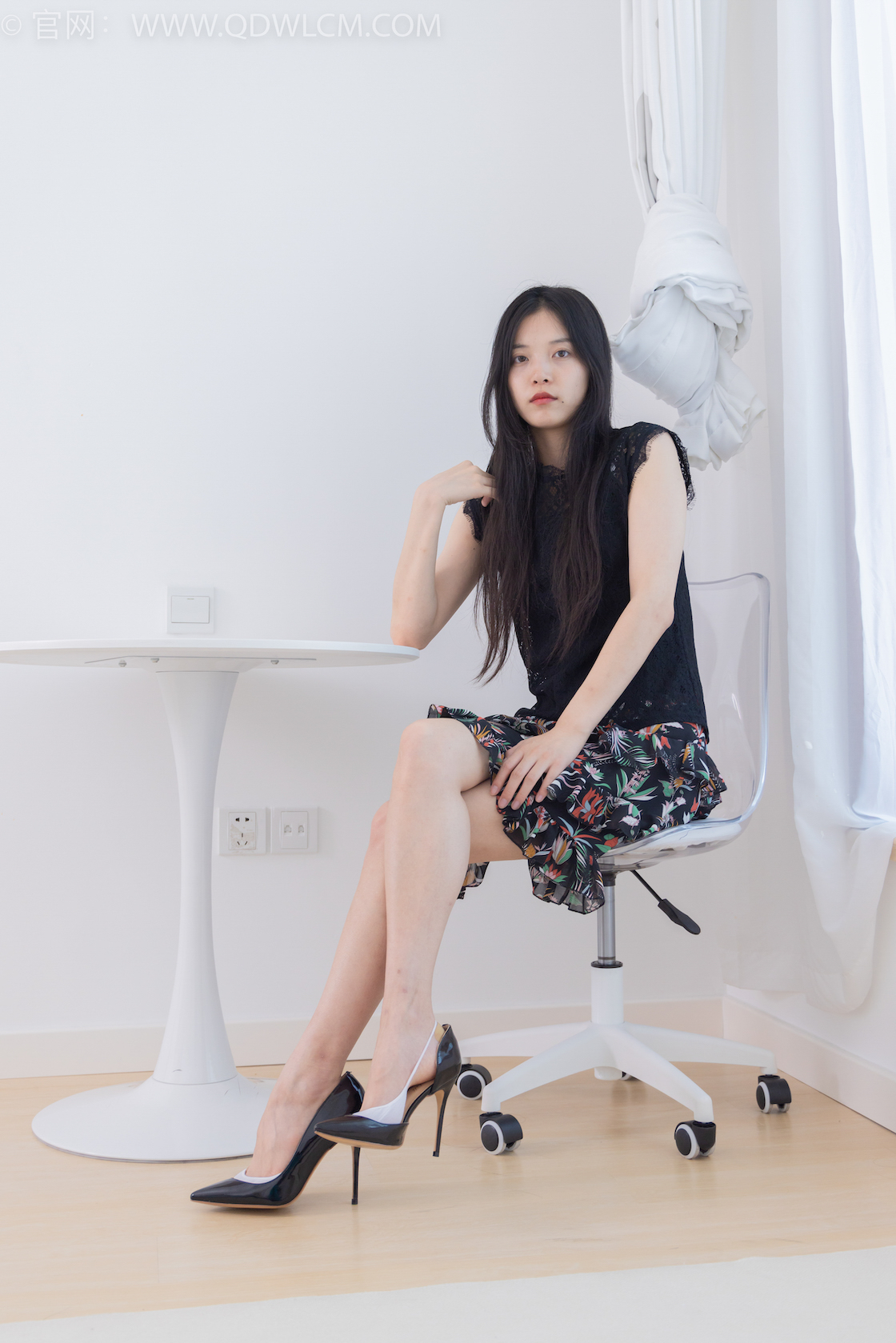 资讯|物恋传媒 – NO.1762期 《茯苓》 高跟鞋,船袜,昏睡剧情