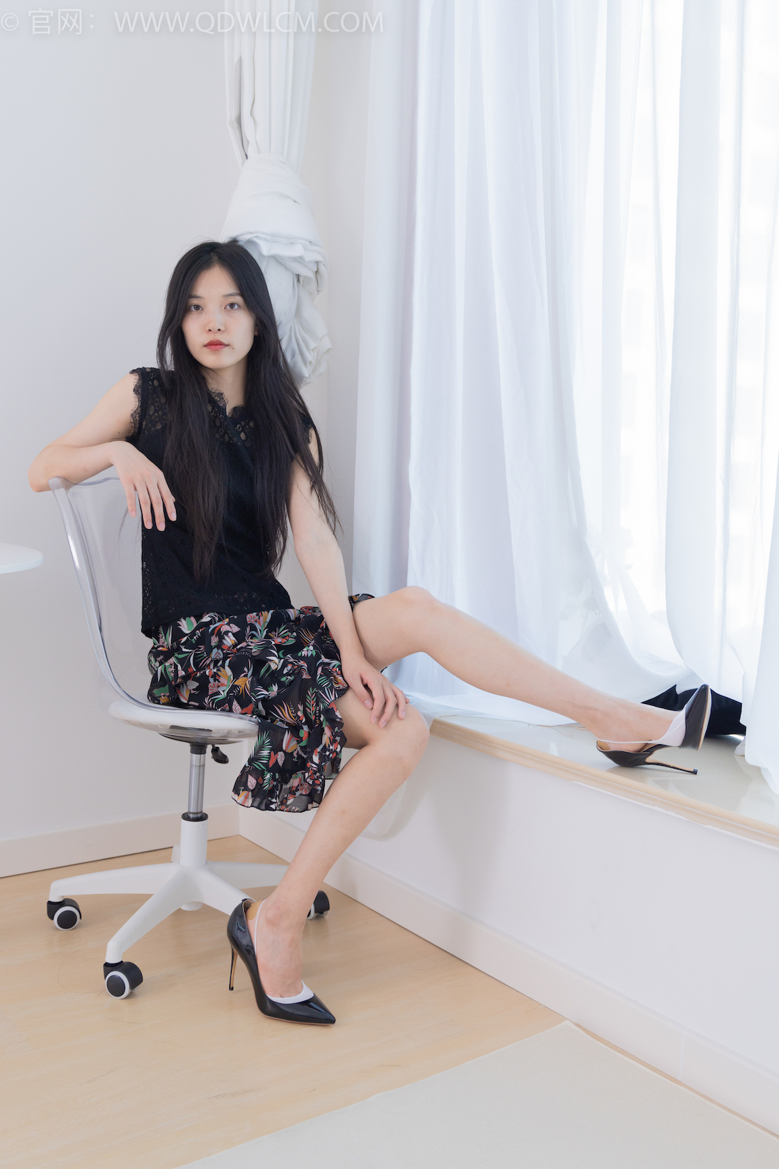 资讯|物恋传媒 – NO.1762期 《茯苓》 高跟鞋,船袜,昏睡剧情