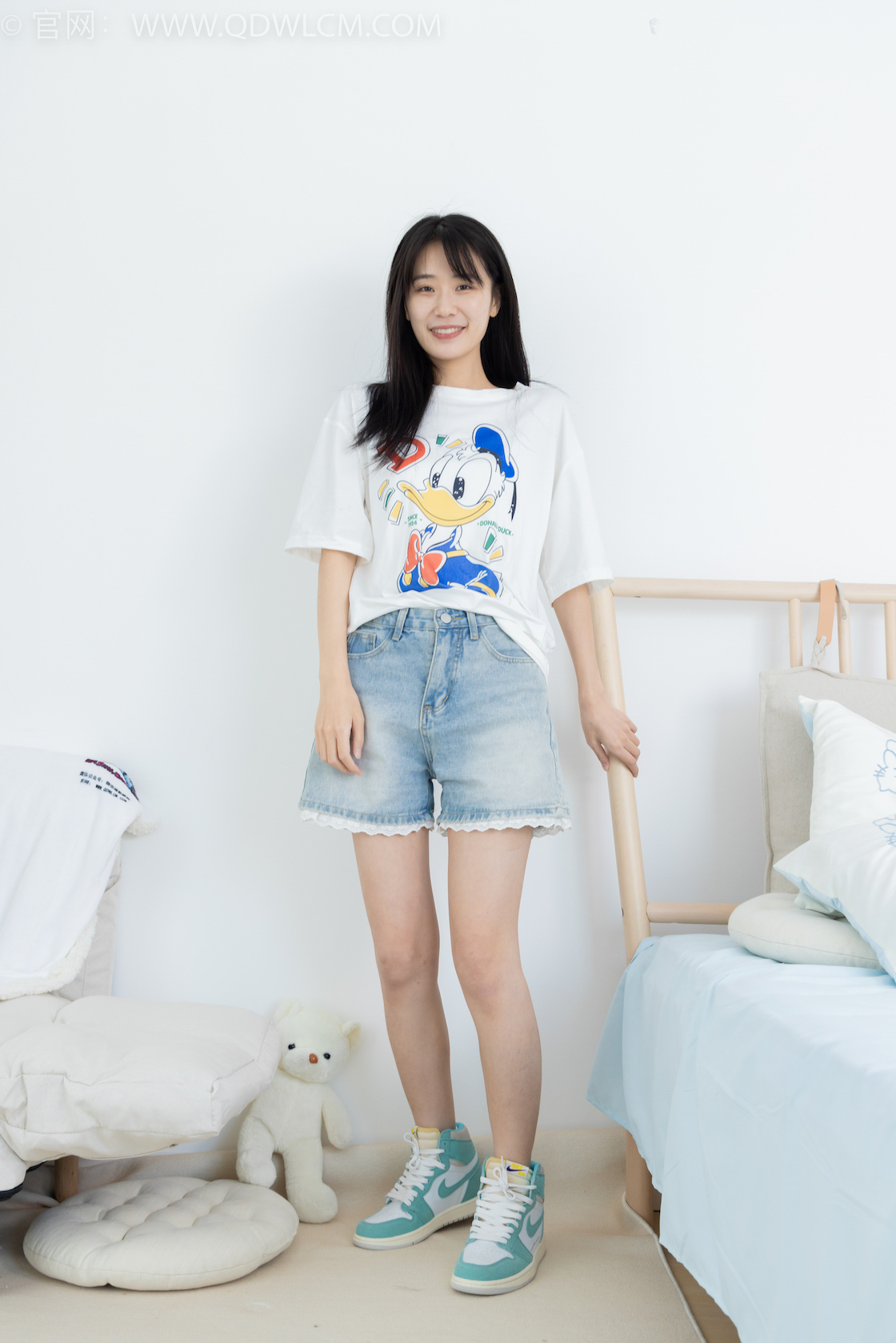 资讯|物恋传媒 – NO.1759期 《菜菜》 板鞋,白棉袜,裸足,羽毛老头乐挠脚