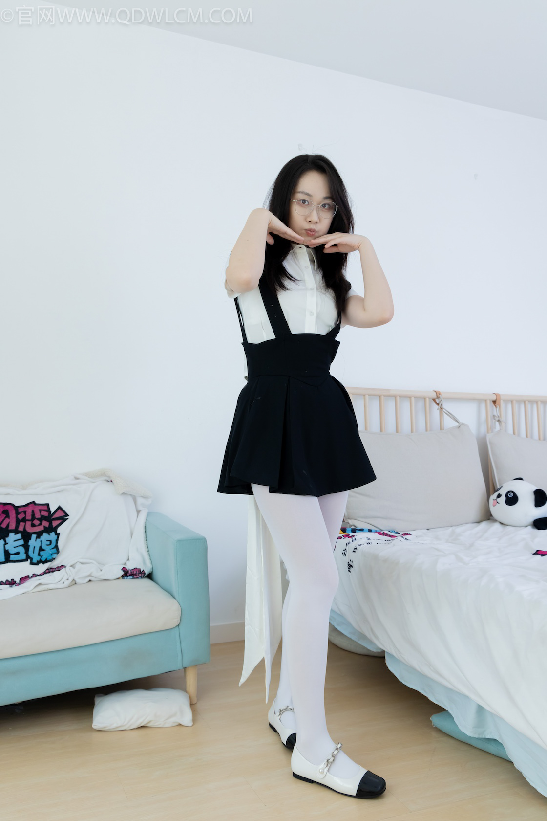 资讯|物恋传媒 – NO.2148期 《小新》 平底鞋,厚白丝,物恋传媒,物恋摄影映画