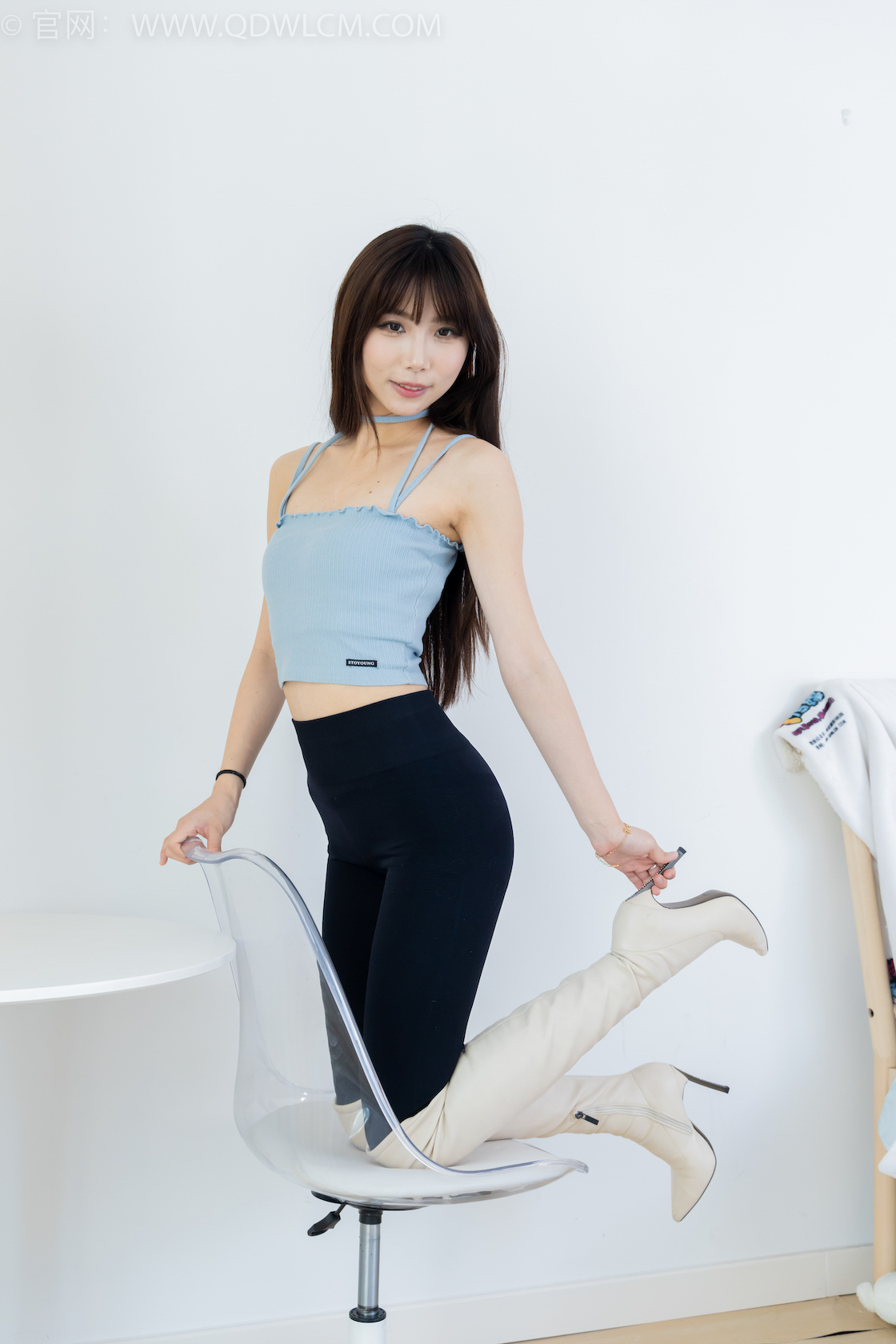 资讯|物恋传媒 – NO.2283期 《泡泡》 高跟长靴,卡通白棉袜,裸足,物恋传媒,物恋摄影映画