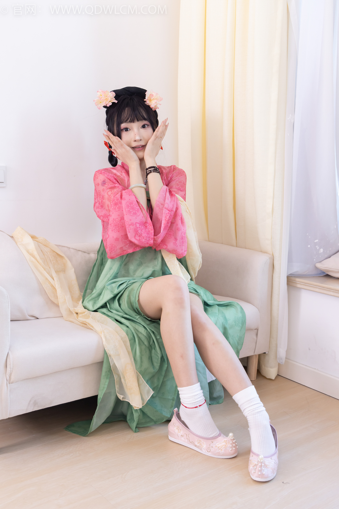 资讯|物恋传媒 – NO.2297期 《嘟嘟》 布鞋,白棉袜,古装,半脱袜子剧情,物恋传媒,物恋摄影映画