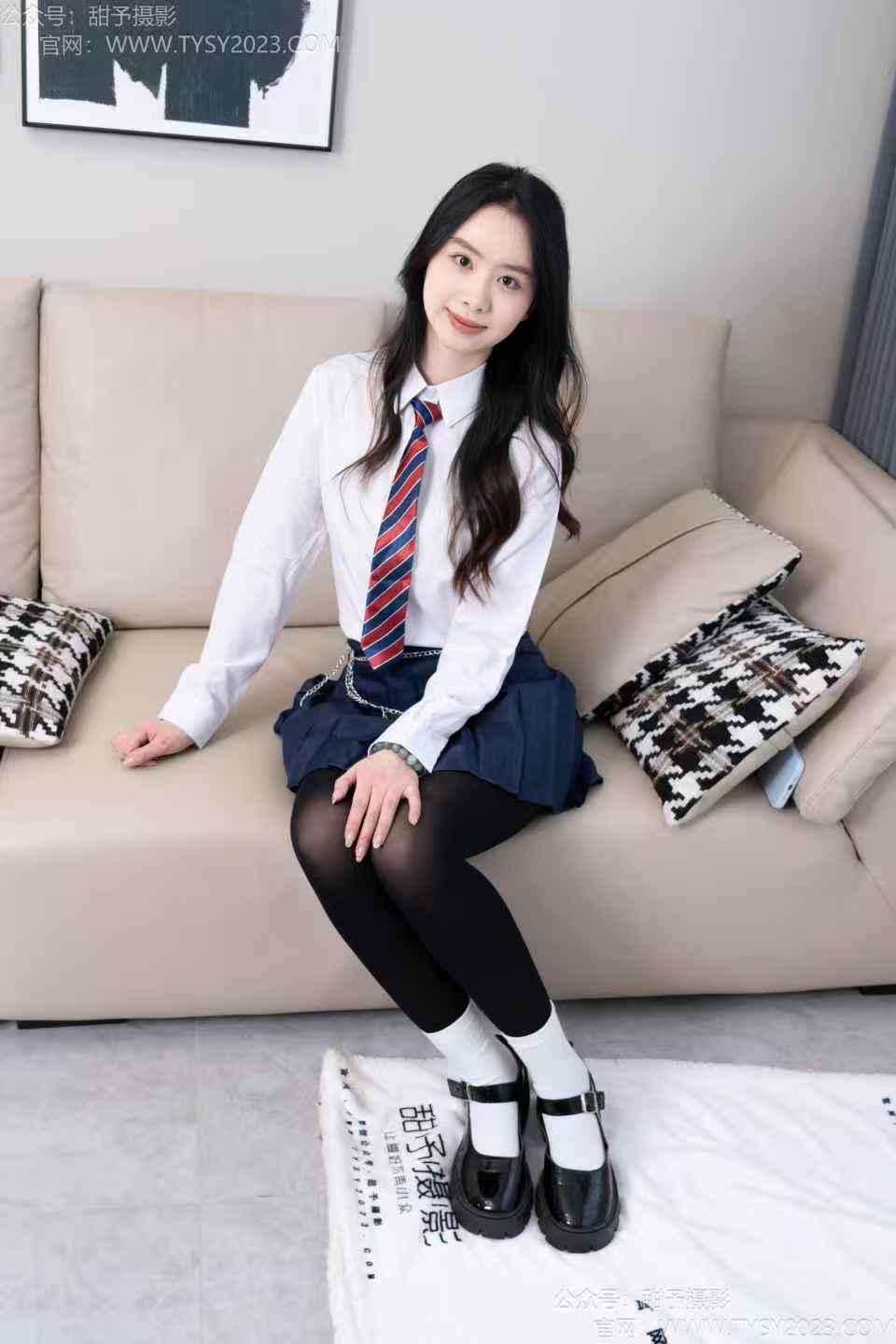 资讯|甜予摄影 – NO.196期 《知知》 皮鞋,高跟鞋,白棉袜,小腿袜,肉丝,黑丝
