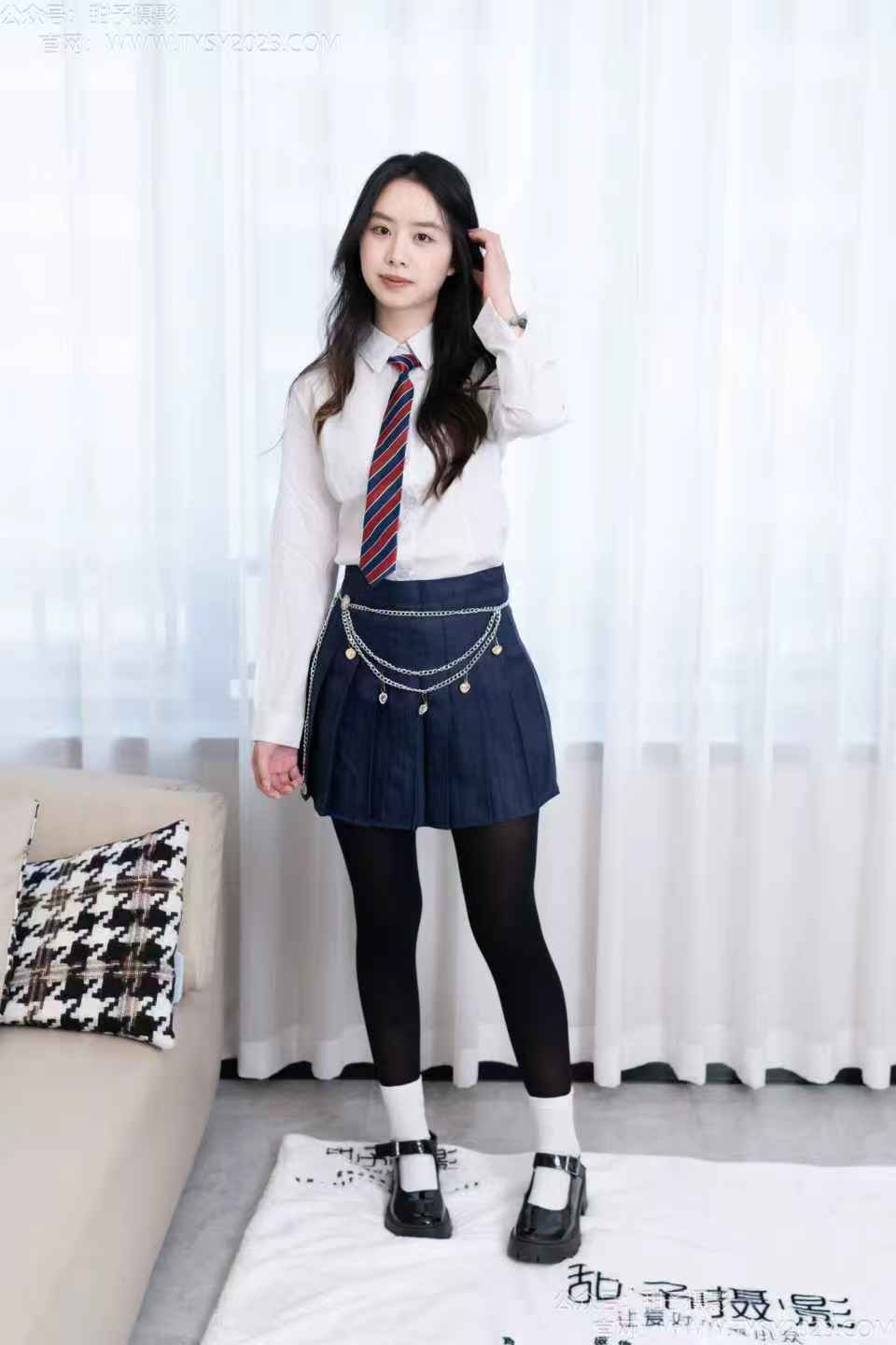 资讯|甜予摄影 – NO.196期 《知知》 皮鞋,高跟鞋,白棉袜,小腿袜,肉丝,黑丝