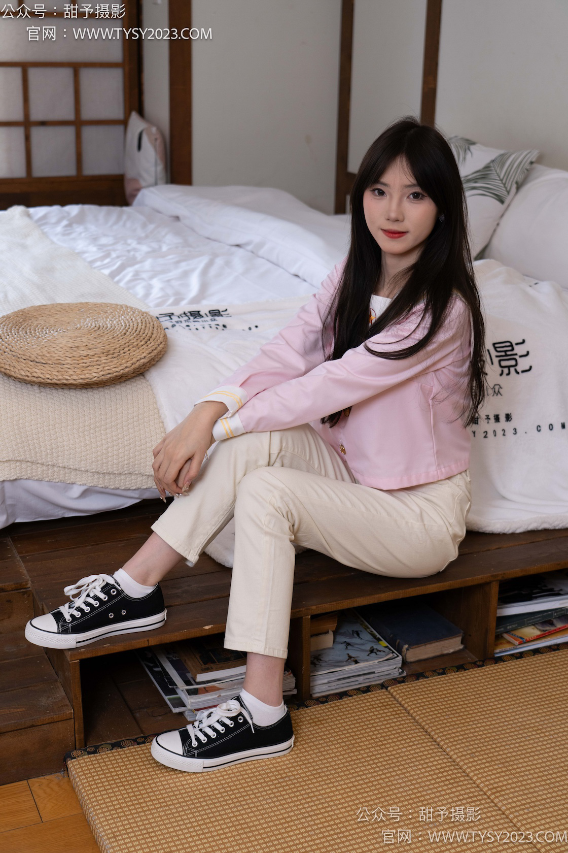 资讯|甜予摄影 – NO.252期 《璇璇》 帆布鞋,白棉袜,视频以抖腿拍摄为主