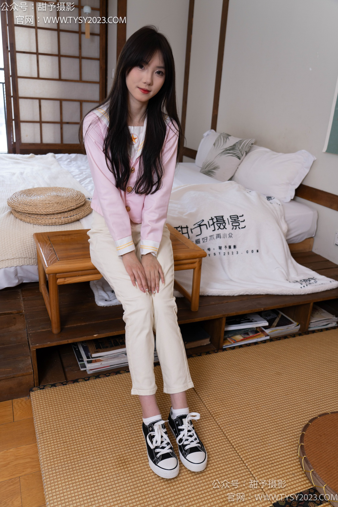 资讯|甜予摄影 – NO.252期 《璇璇》 帆布鞋,白棉袜,视频以抖腿拍摄为主