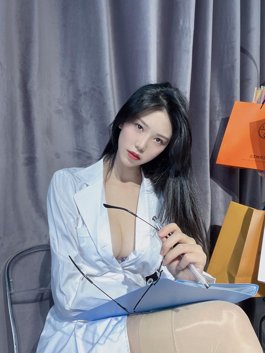 抖娘利世 特殊治疗 【网盘】抖娘利世 特殊治疗