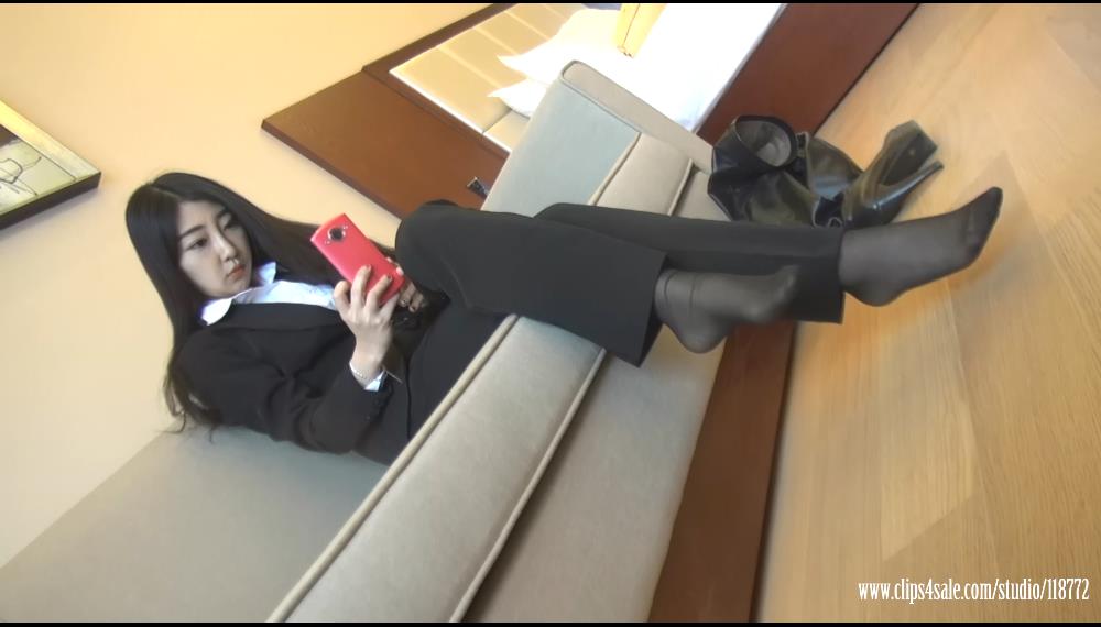 【网盘】[视频] K&#038;M 88-美女刘冰黑丝袜靴袜脚