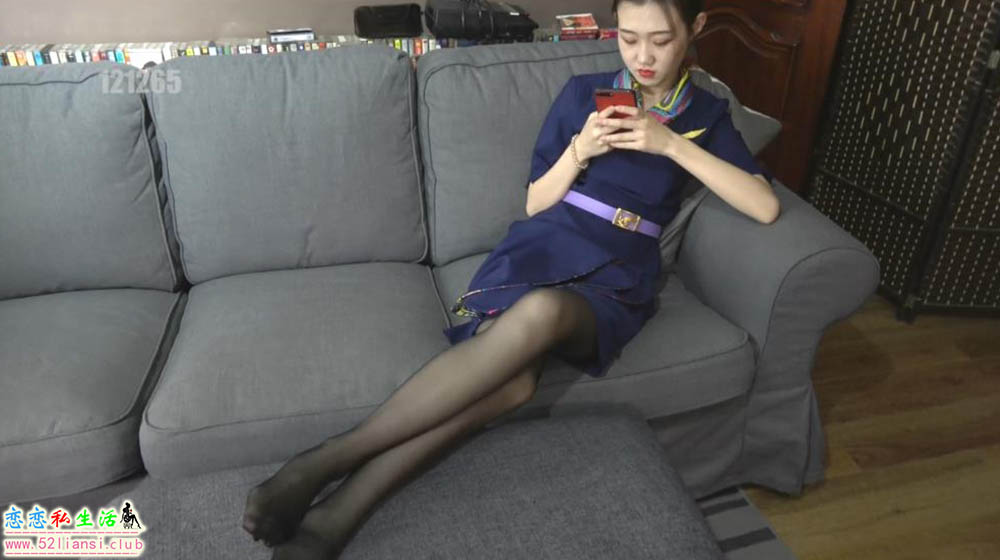 【网盘】[视频] K&#038;M 183-深蓝制服黑丝足秀