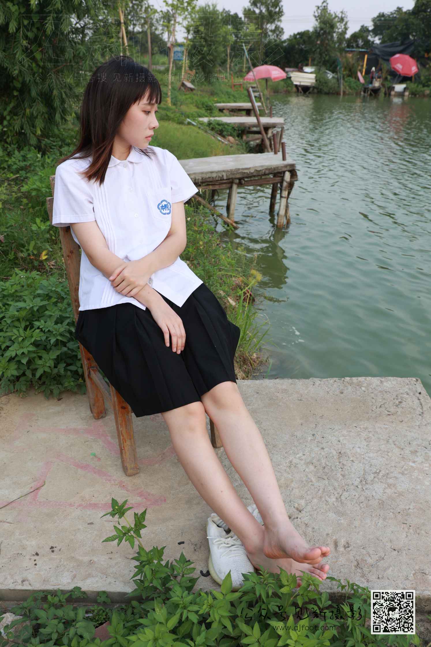 【网盘】[见新摄影]NO.010-附中 潇潇（20岁 校园少女风 椰子鞋）