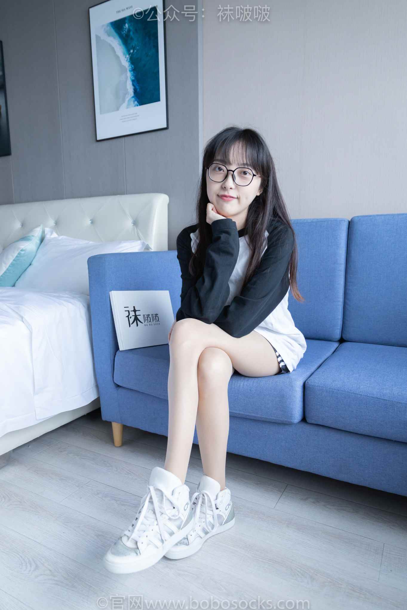 【网盘】[袜啵啵]NO.015稚予-阿迪板鞋、白色短棉袜、肉丝