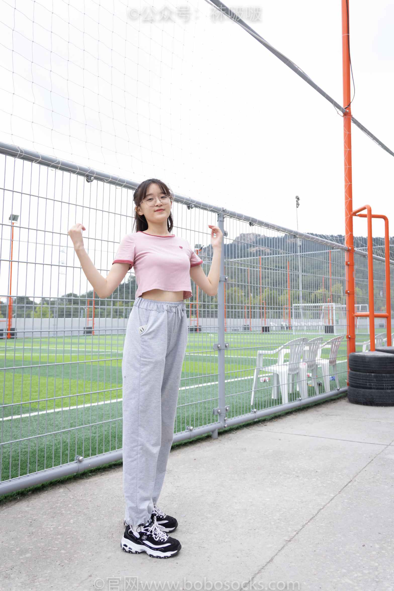 【网盘】[袜啵啵]NO.016熊熊-斯凯奇运动鞋、棉袜（踩脏）、裸足