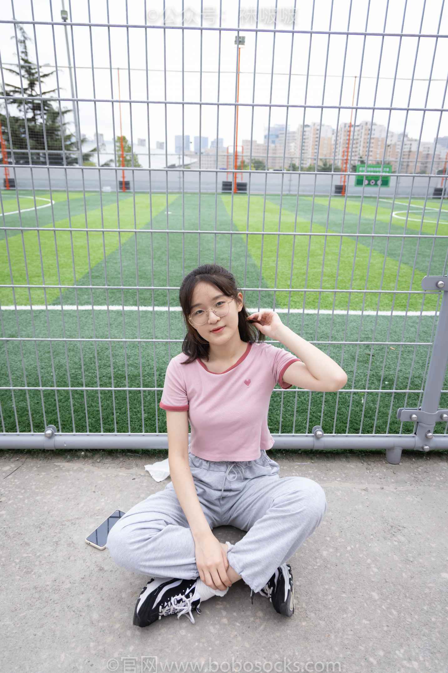 【网盘】[袜啵啵]NO.016熊熊-斯凯奇运动鞋、棉袜（踩脏）、裸足