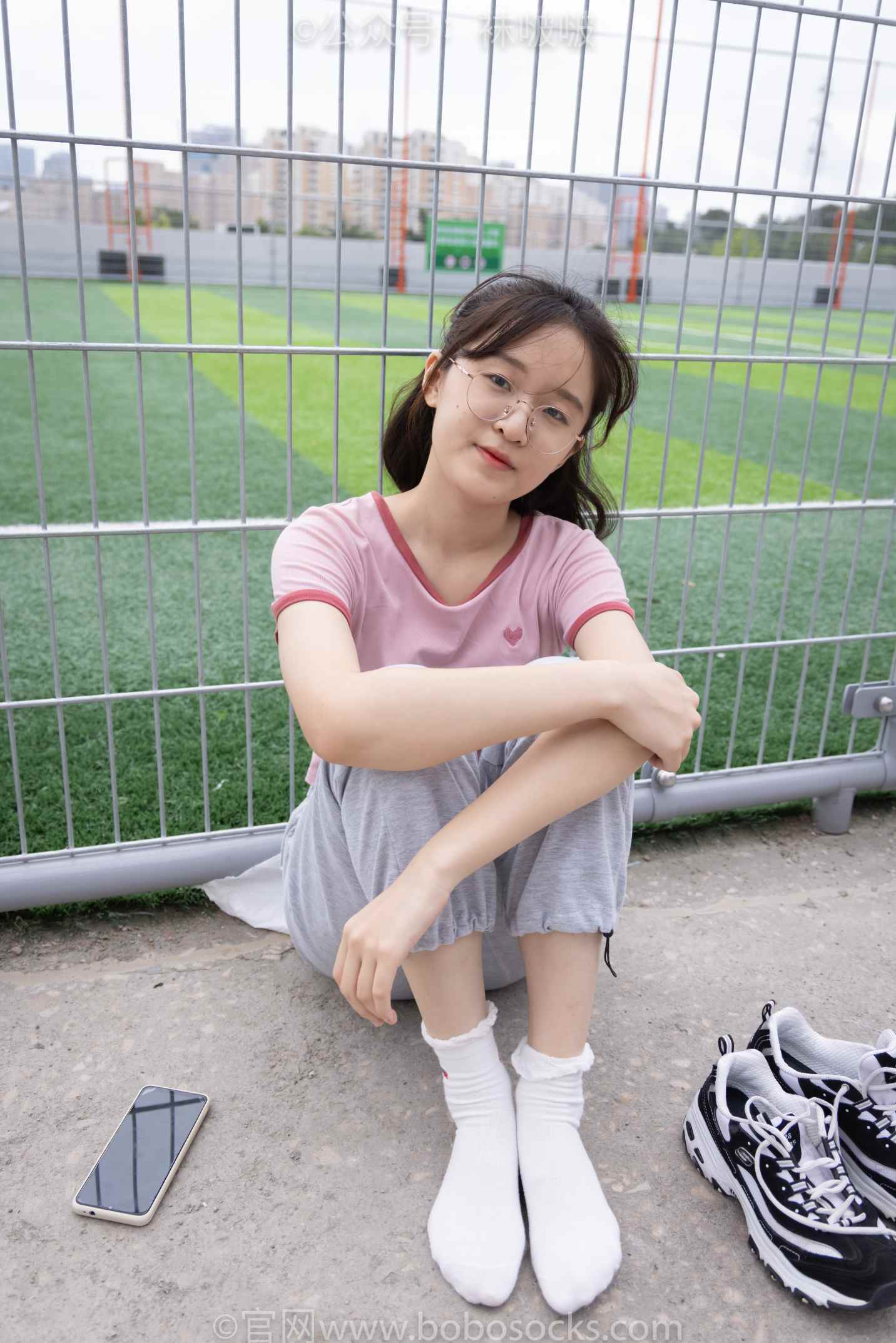 【网盘】[袜啵啵]NO.016熊熊-斯凯奇运动鞋、棉袜（踩脏）、裸足