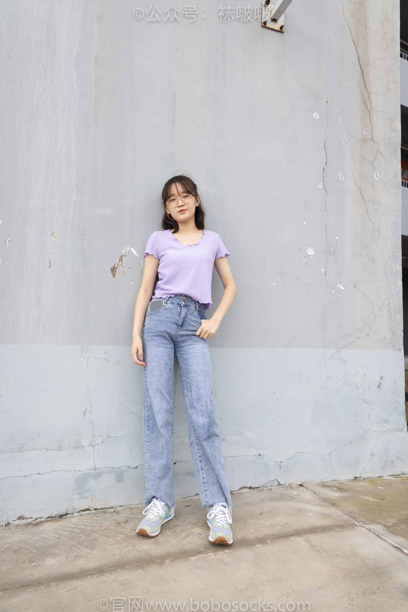 【网盘】[袜啵啵]NO.020熊熊-NB运动鞋、蓝色短棉袜（踩脏）、裸足