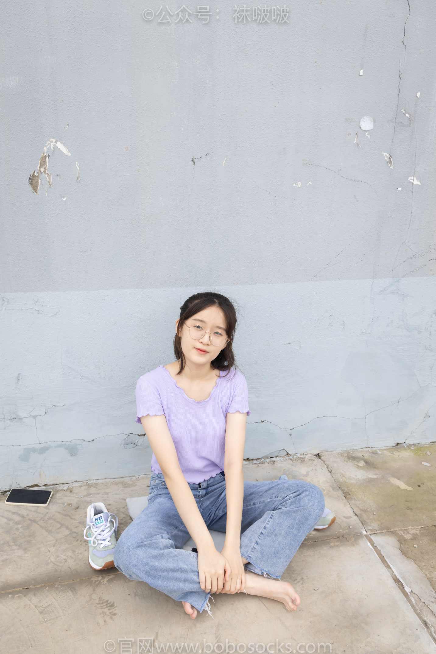 【网盘】[袜啵啵]NO.020熊熊-NB运动鞋、蓝色短棉袜（踩脏）、裸足