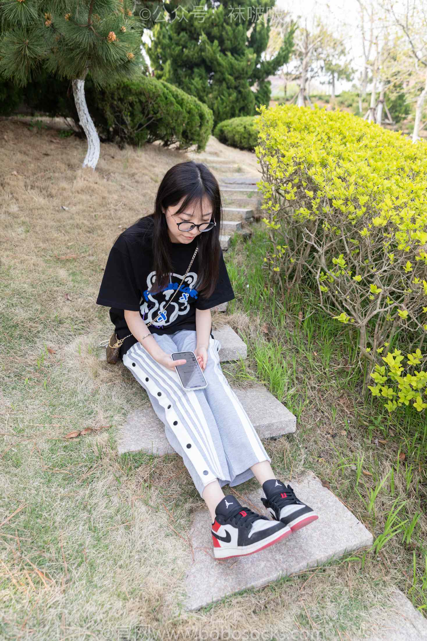 【网盘】[袜啵啵]NO.023稚予-AJ、白色短棉袜、裸足