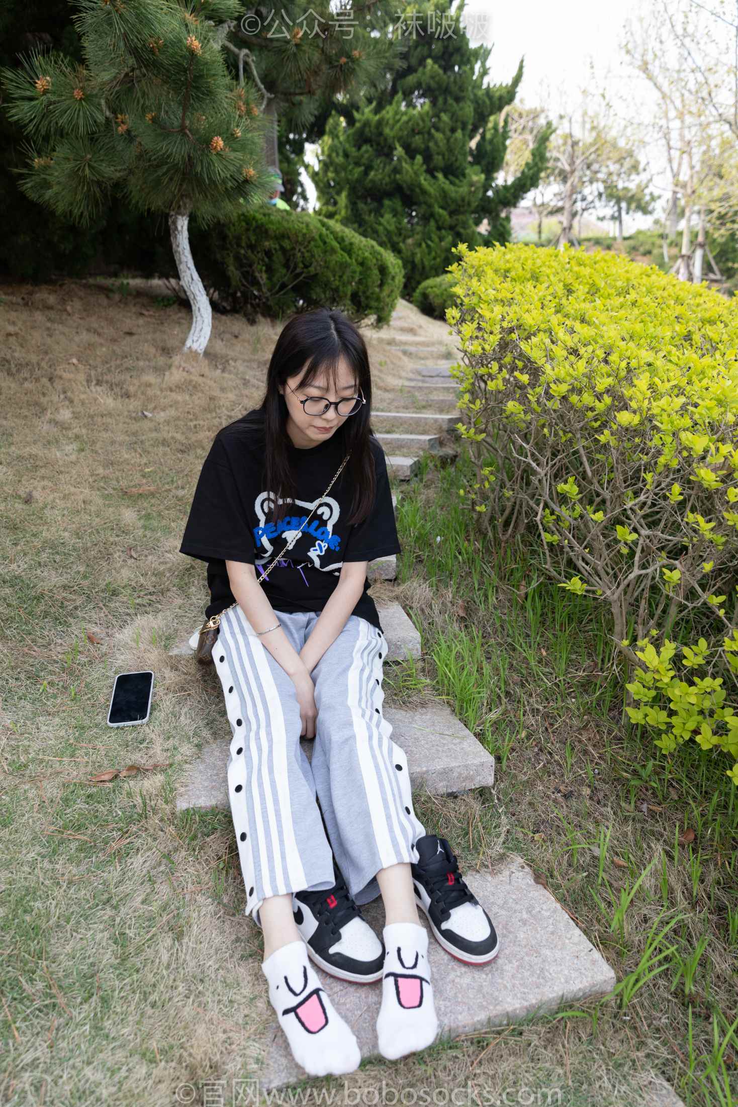 【网盘】[袜啵啵]NO.023稚予-AJ、白色短棉袜、裸足