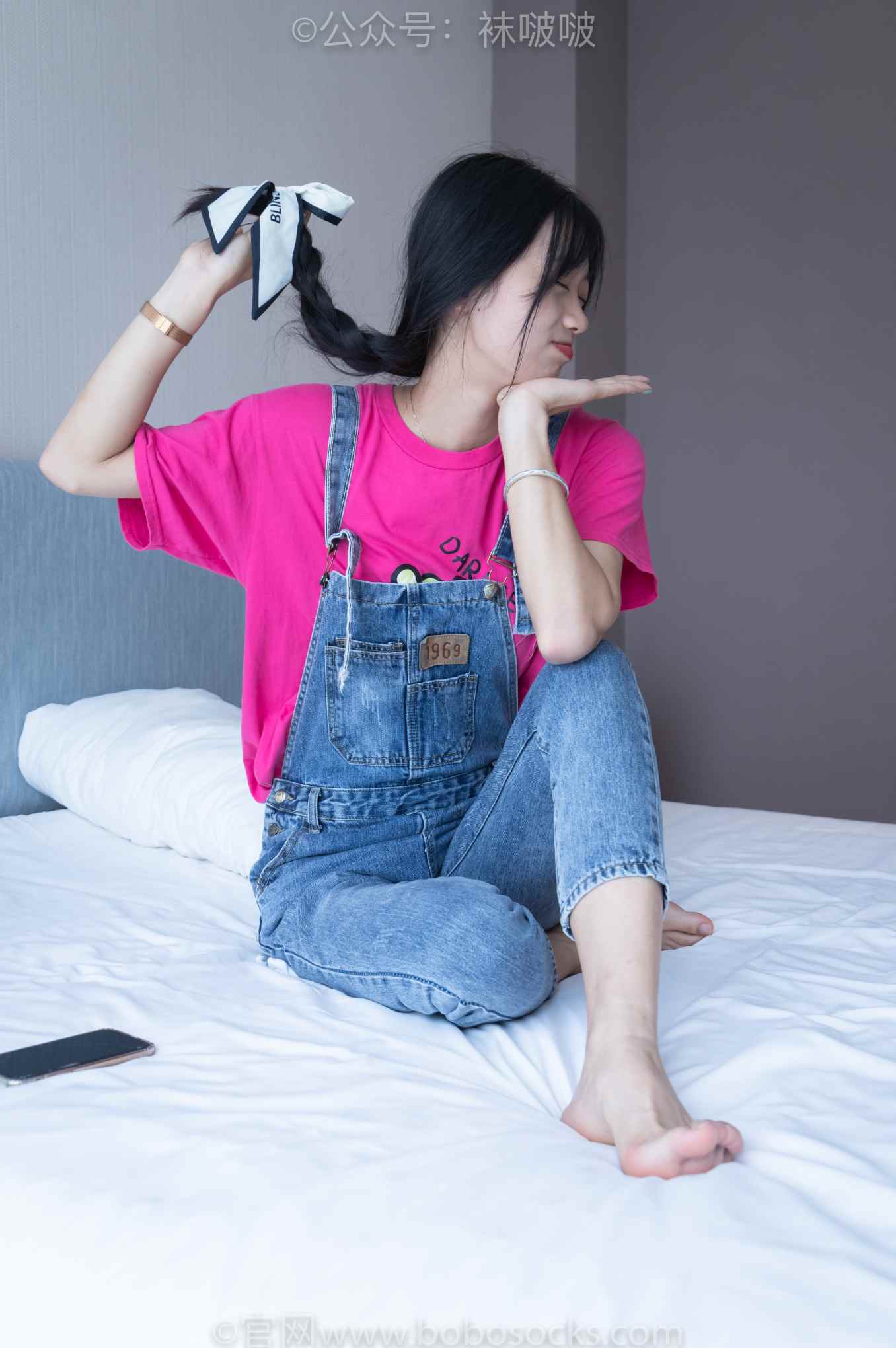 【网盘】[袜啵啵]NO.024涵涵-板鞋、白棉袜、裸足