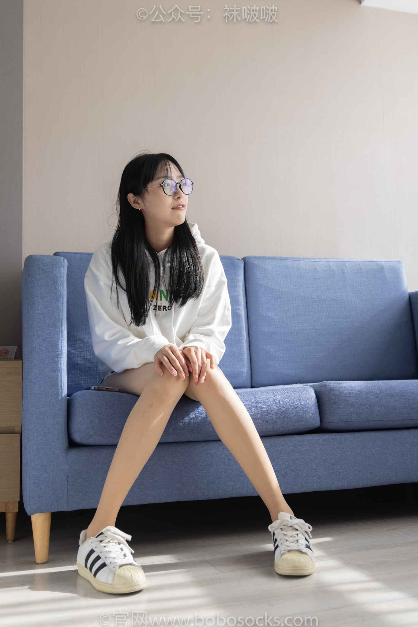 【网盘】[袜啵啵]NO.058稚予-贝壳头、肉丝