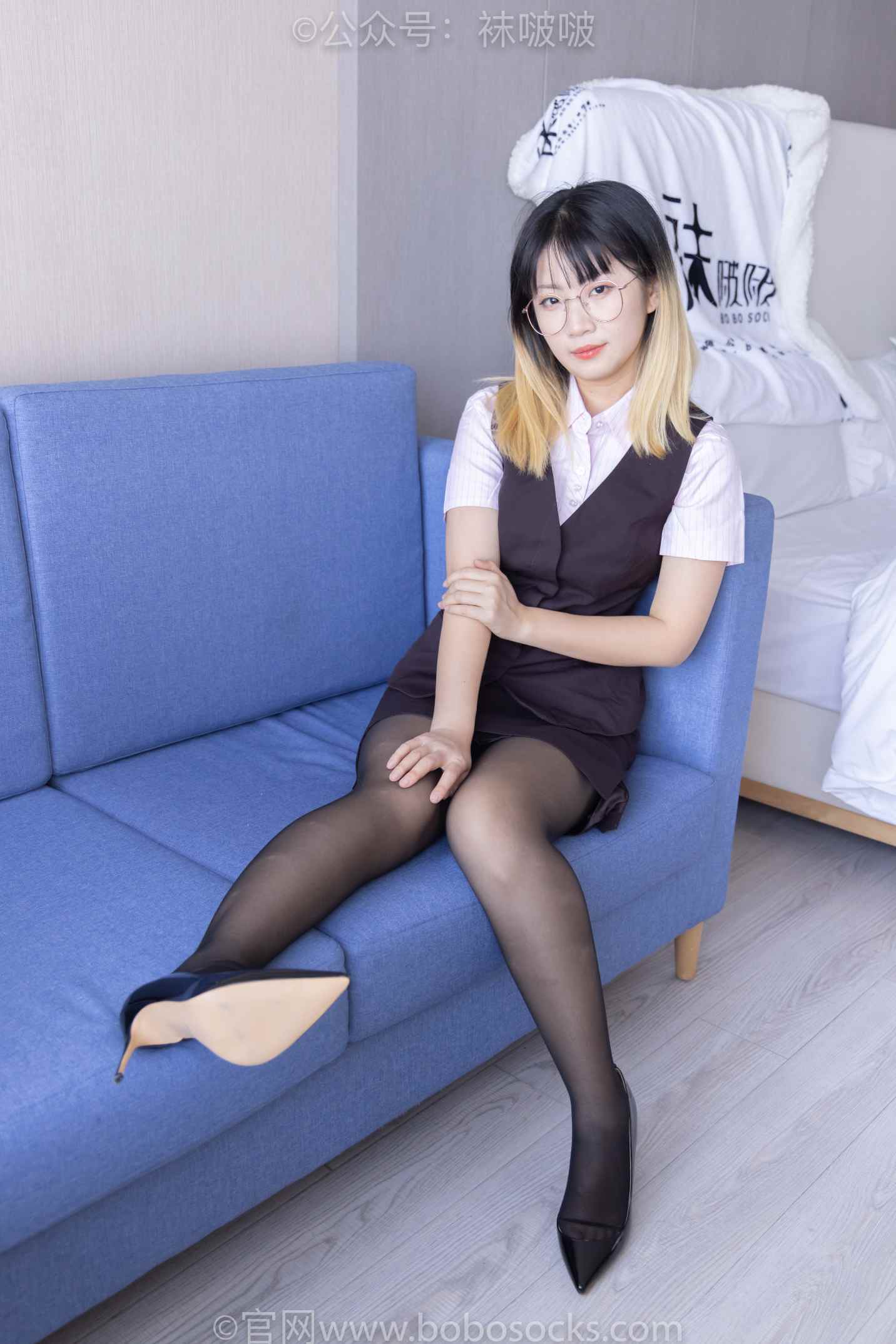 【网盘】[袜啵啵]NO.065砂糖-招行制服、高跟鞋、黑丝