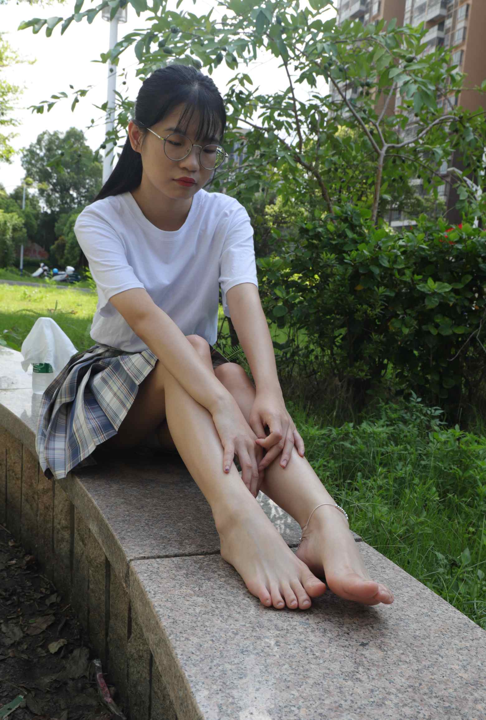 【网盘】[Pary学生模拍]003 大学生婉萍的雪白美脚