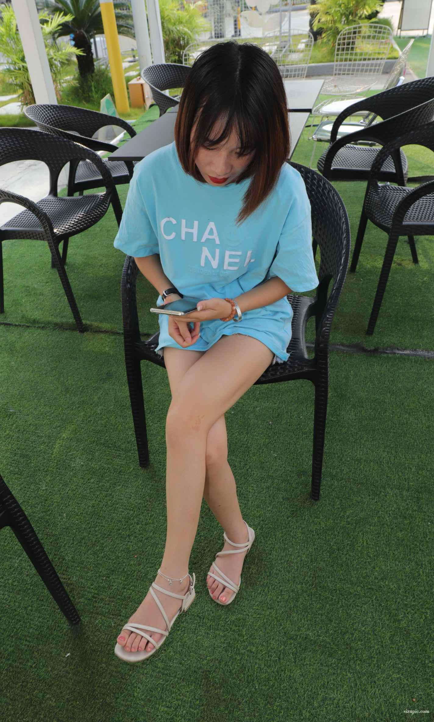 【网盘】[Pary学生模拍]012 小燕的美脚+凉鞋美脚