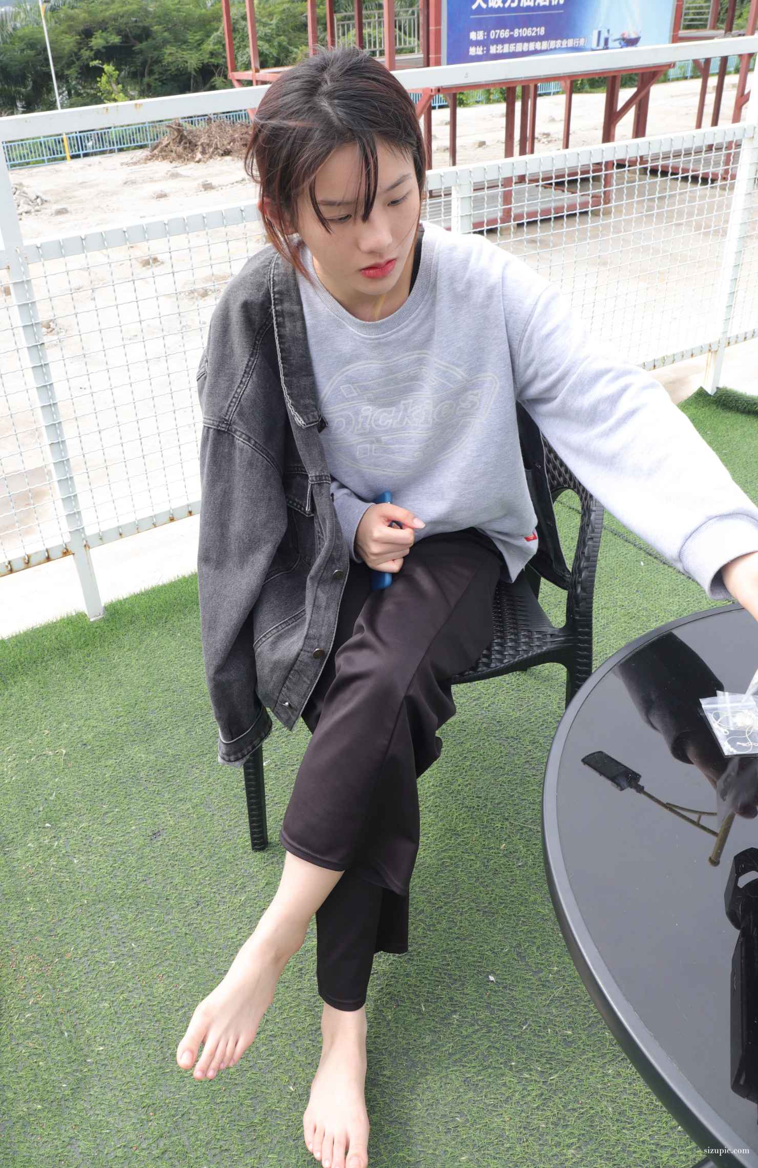 【网盘】[Pary学生模拍]024 新模校花诗诗的39码修长嫩白美脚