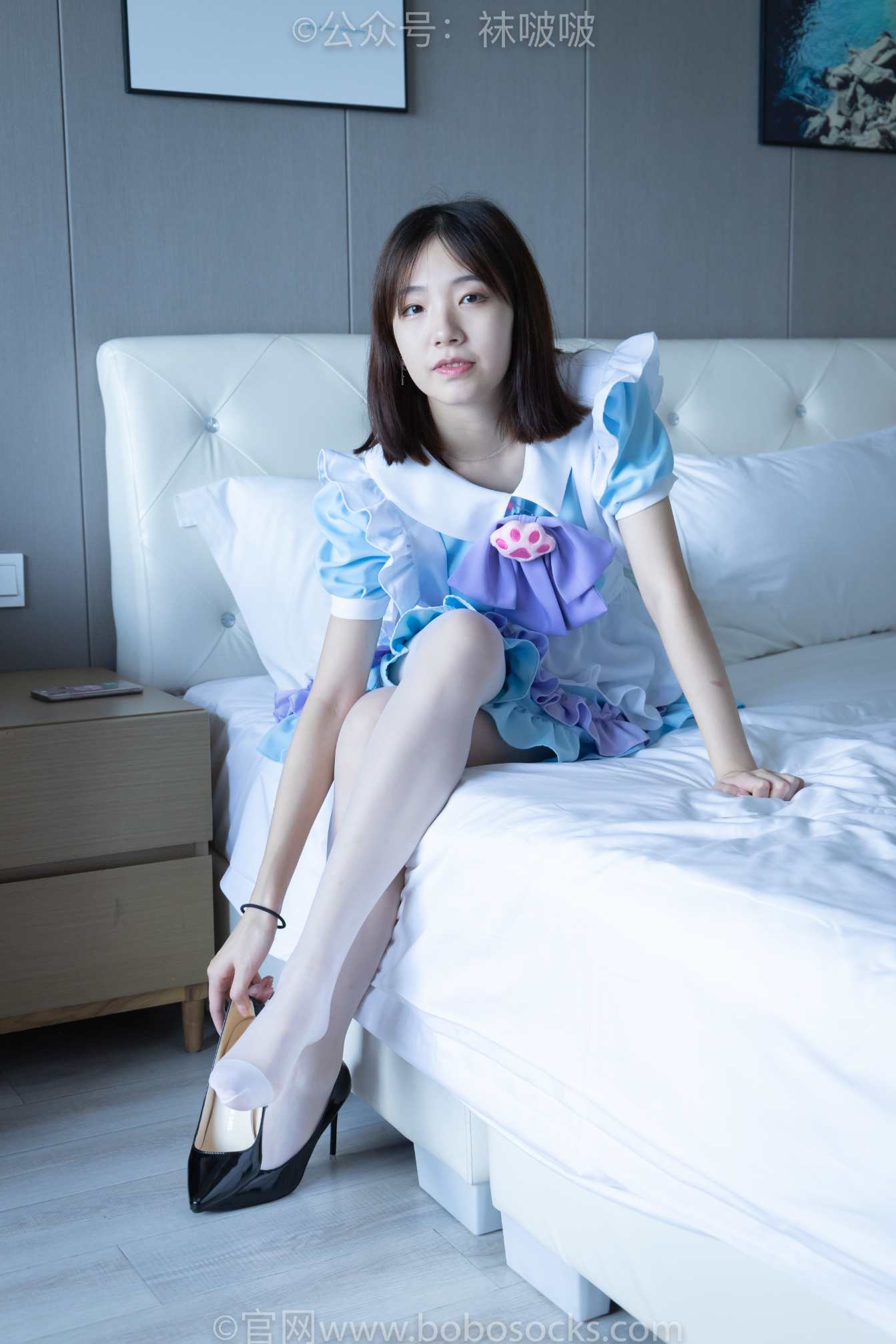 【网盘】[袜啵啵] 066期 小甜豆-女仆装、高跟鞋、薄白丝