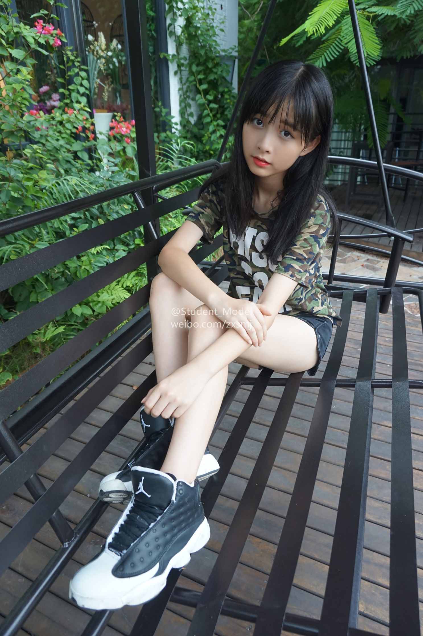 【网盘】[Student_Model] 编号30-小龙猫 迷彩上衣与白嫩脚丫的完美结合