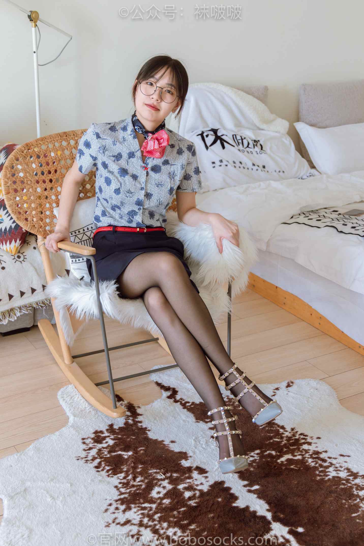 【网盘】[袜啵啵] 087期 小甜豆-空姐至服、高跟鞋、黑丝