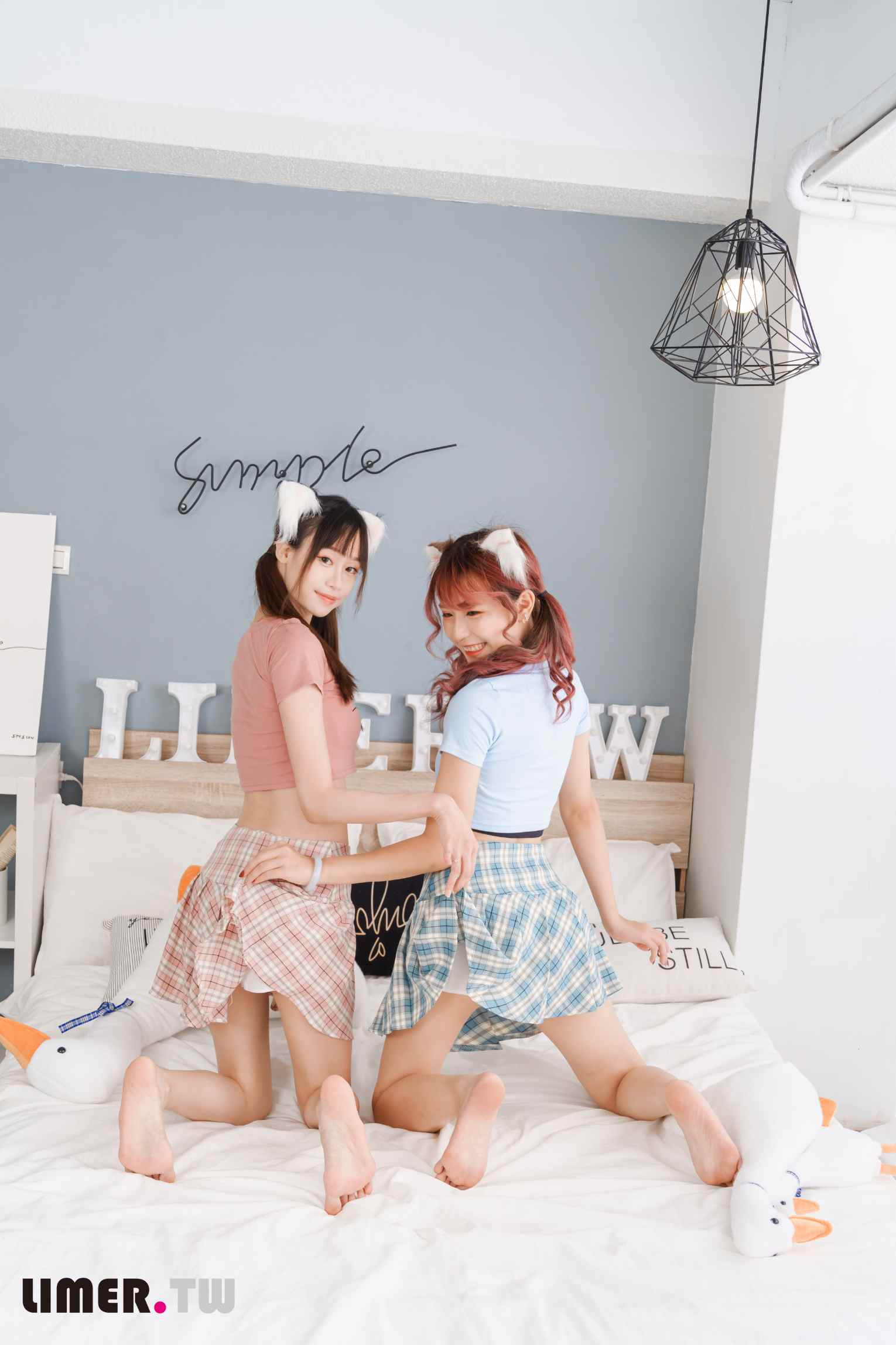 【网盘】[Limerence]-17 乐朵+小艾-裸足