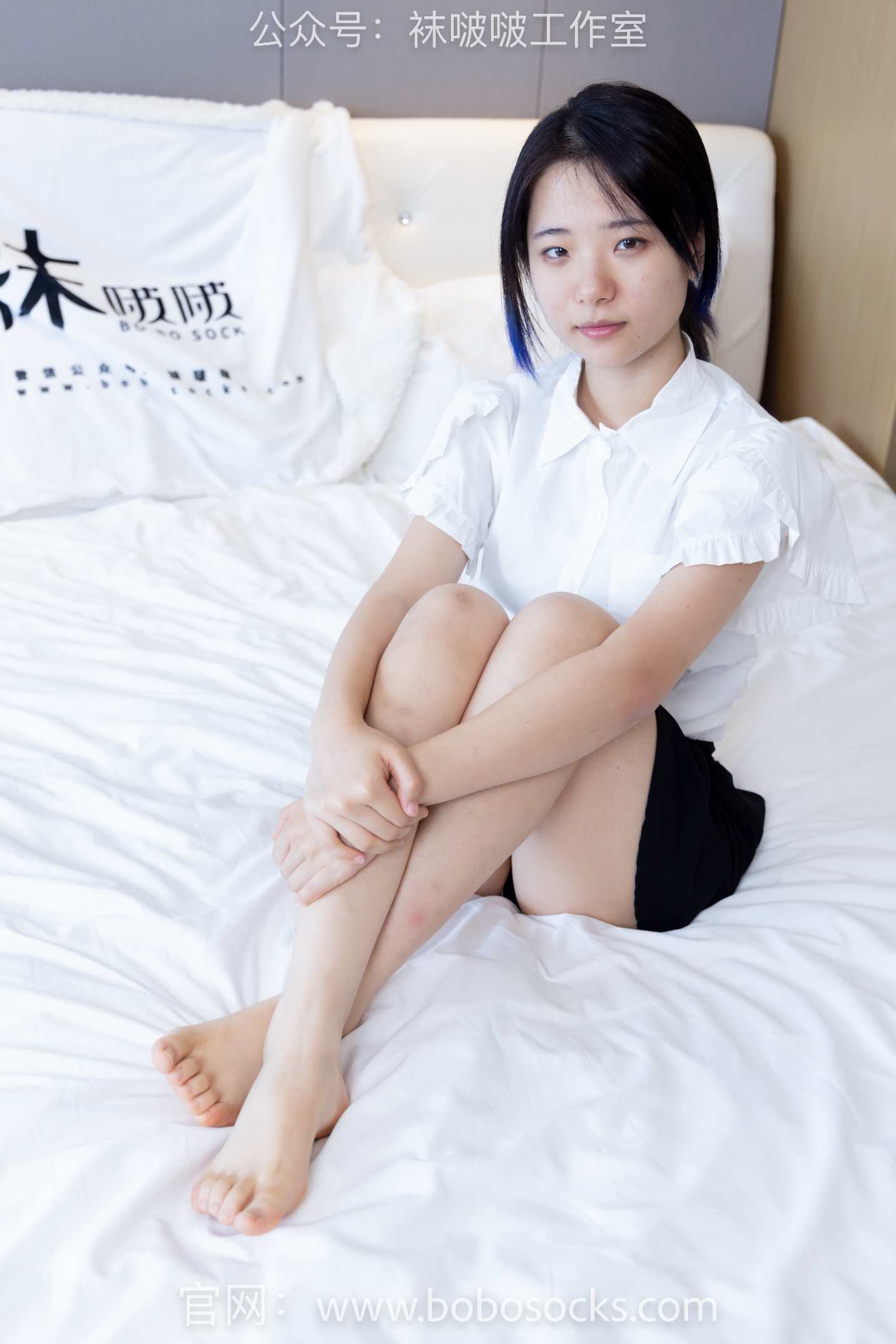 【网盘】[袜啵啵]116期 小淳-两双高跟鞋、肉丝、裸足