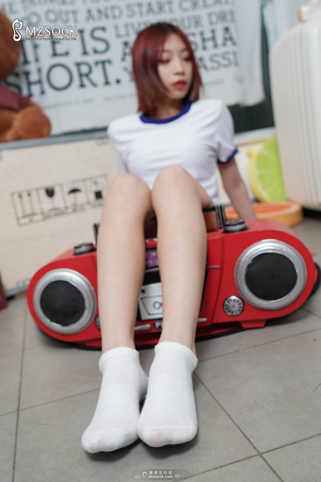 【网盘】[MZSOCK]2020-第十六期 女摄蕾蕾