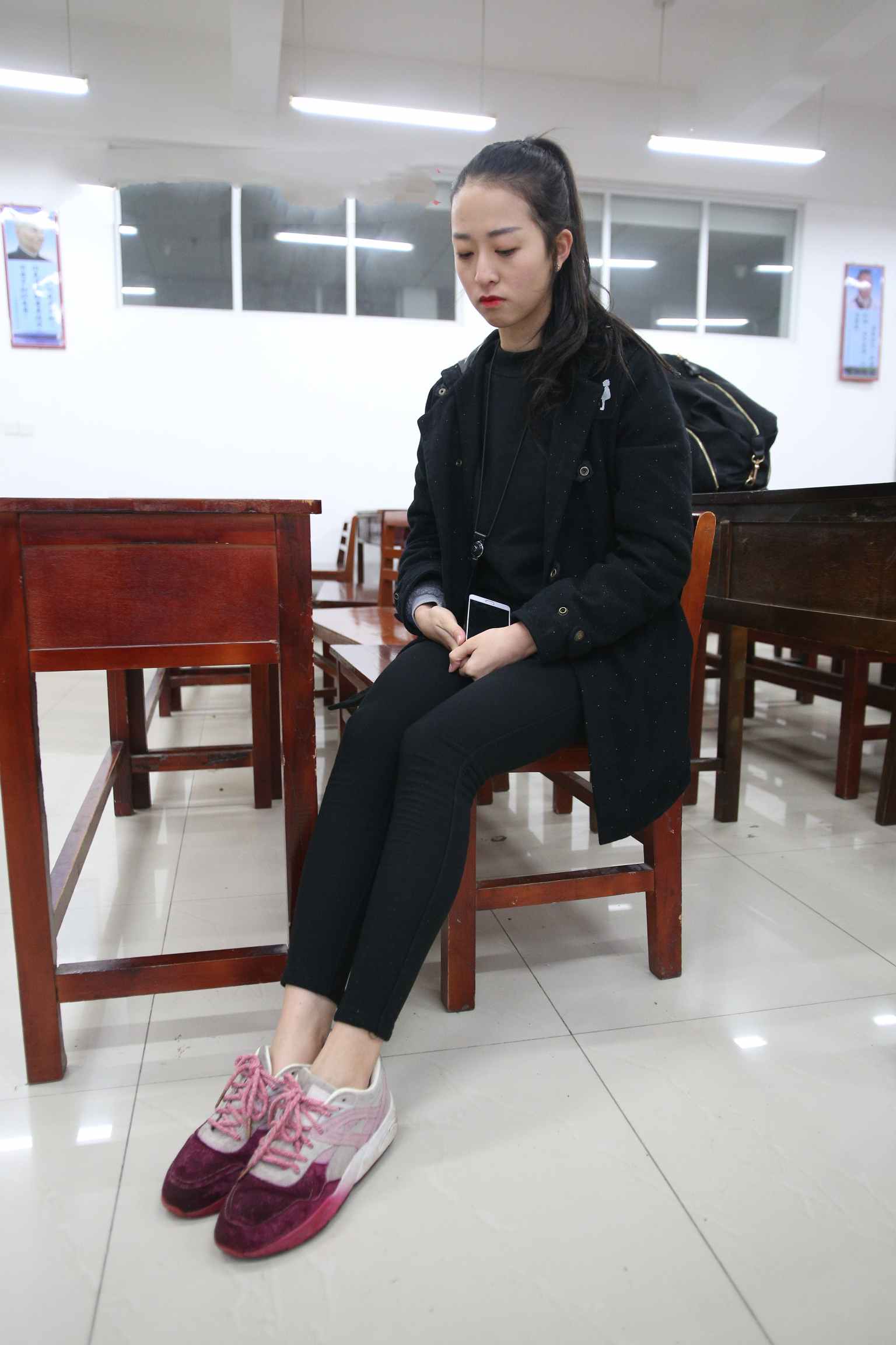 【网盘】[大西瓜爱牙膏]短丝+裸足