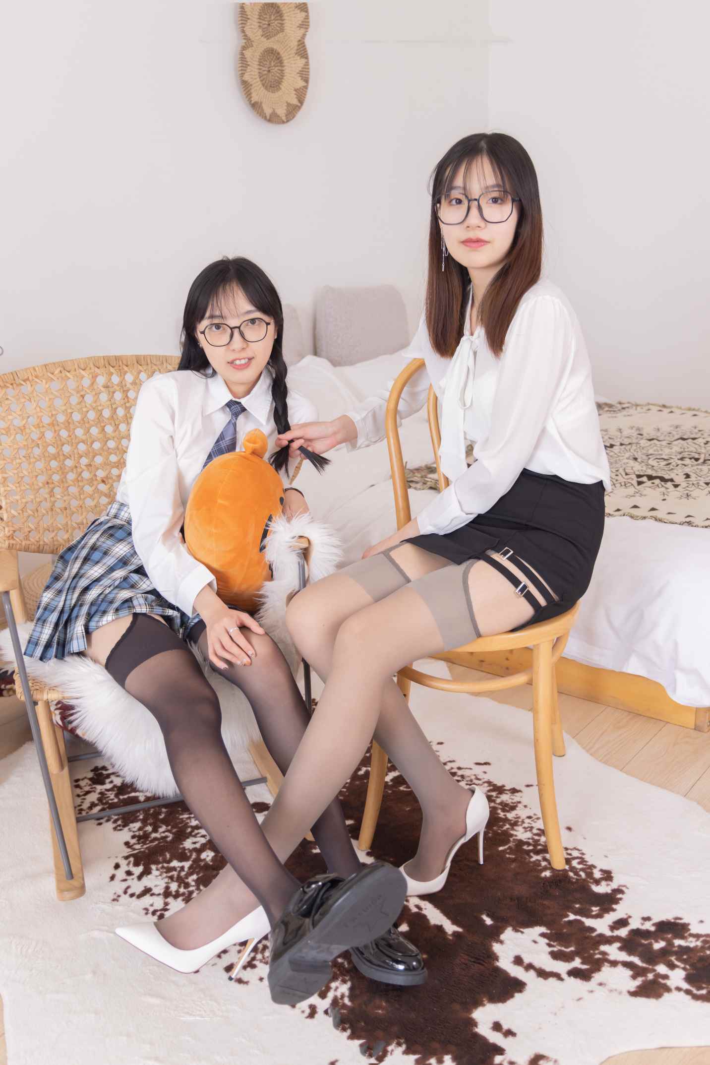 【网盘】[袜啵啵]124期 小甜豆稚予-板鞋、高跟鞋、黑皮鞋、白丝