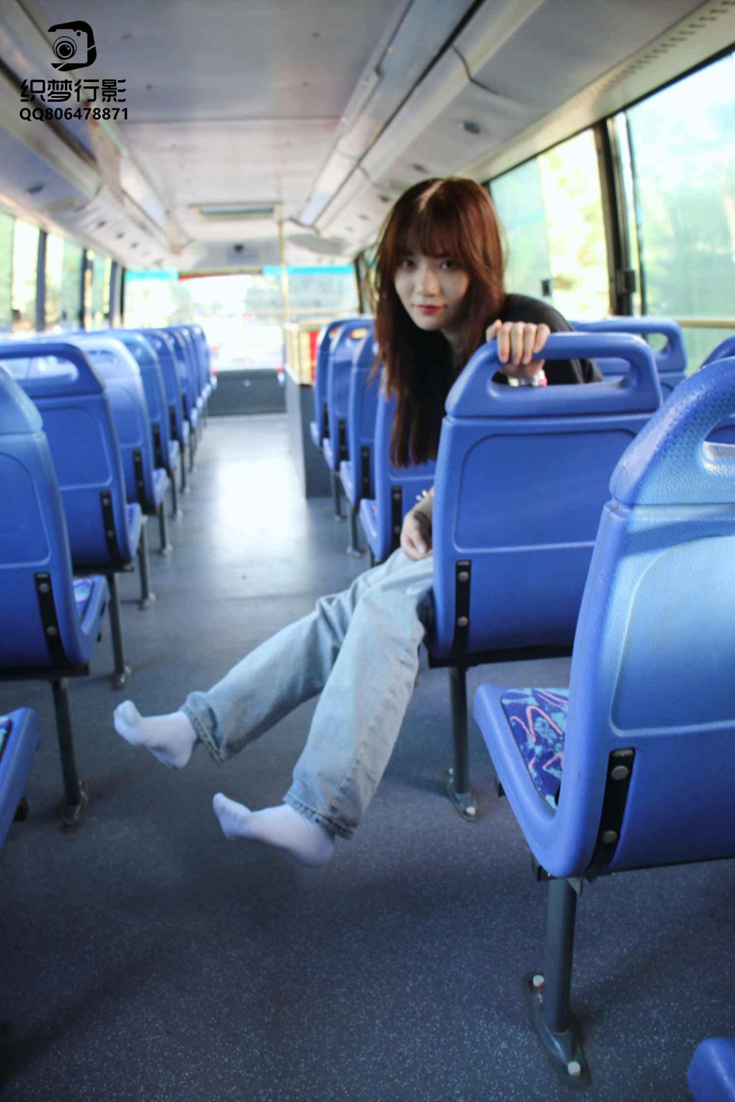 【网盘】[织梦映像]城市公交-开往幸福的列车