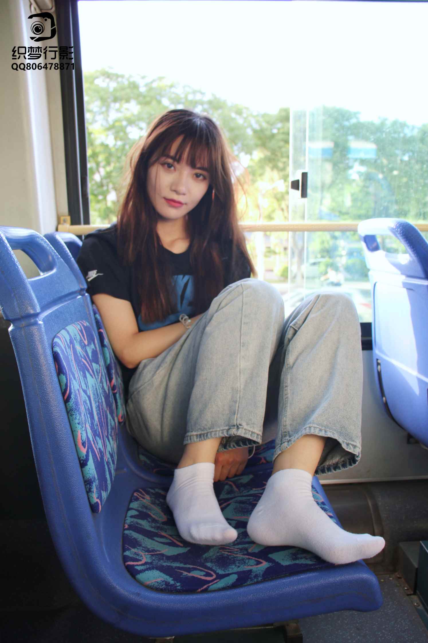 【网盘】[织梦映像]城市公交-开往幸福的列车