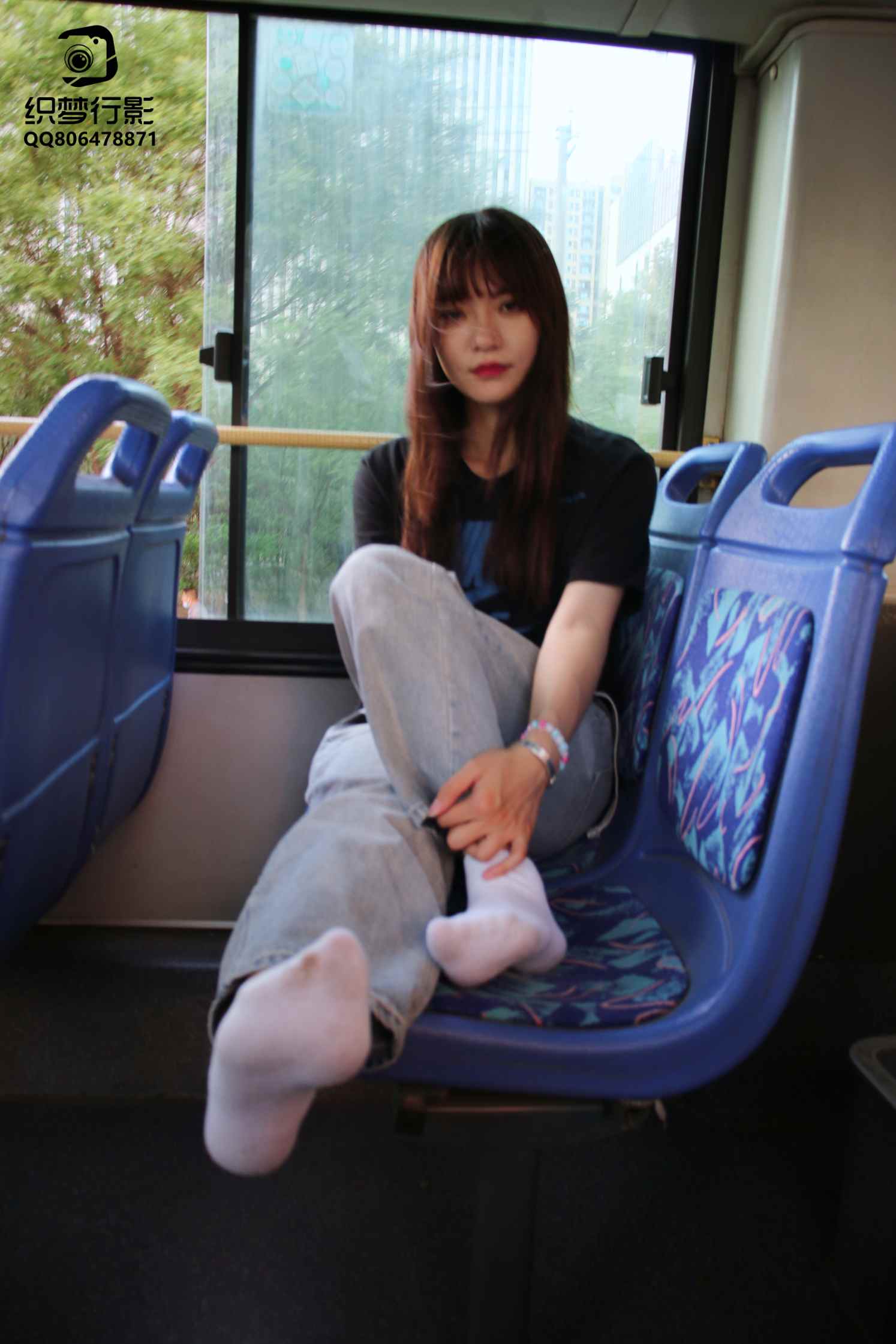 【网盘】[织梦映像]城市公交-开往幸福的列车