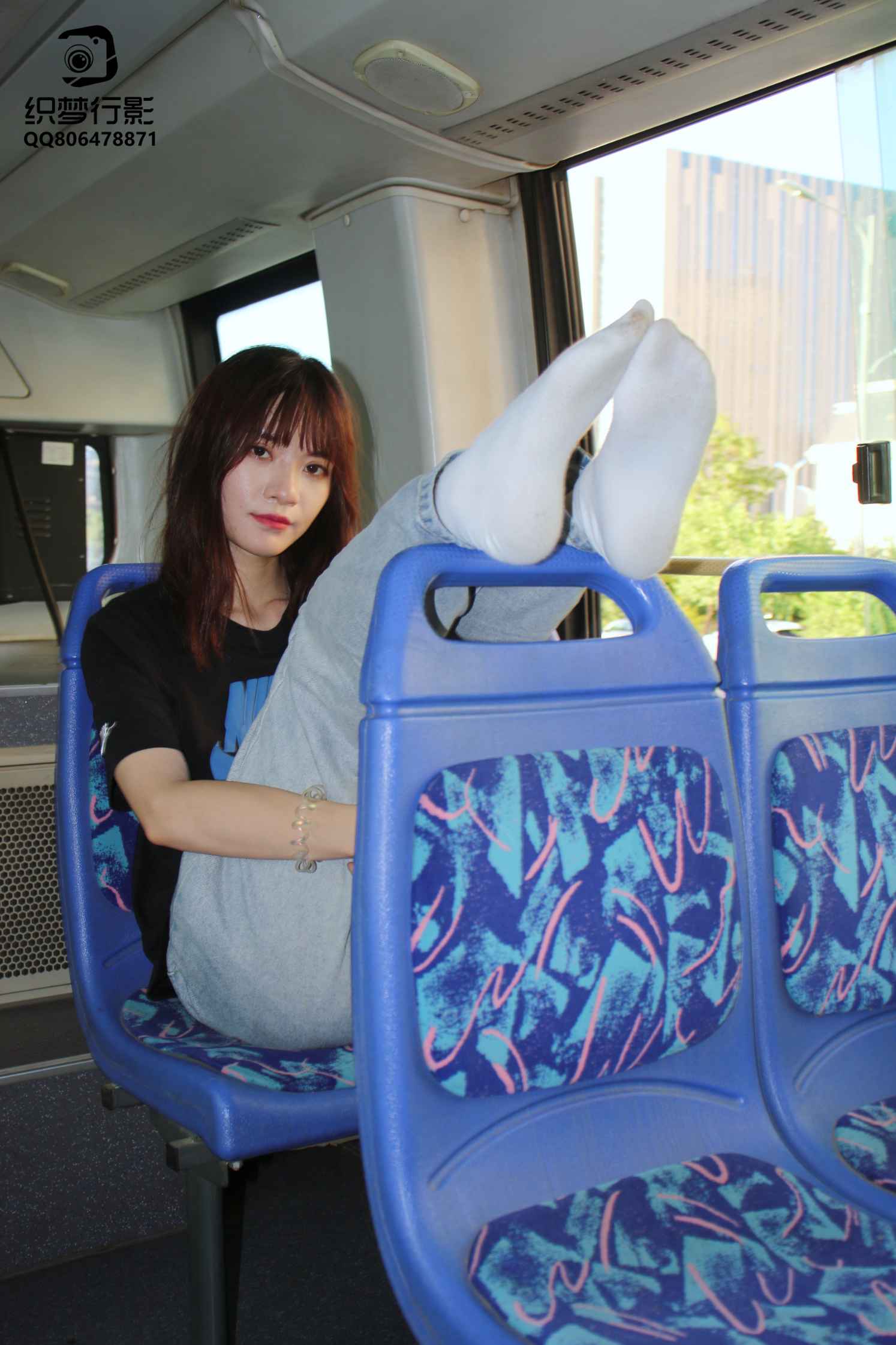 【网盘】[织梦映像]城市公交-开往幸福的列车