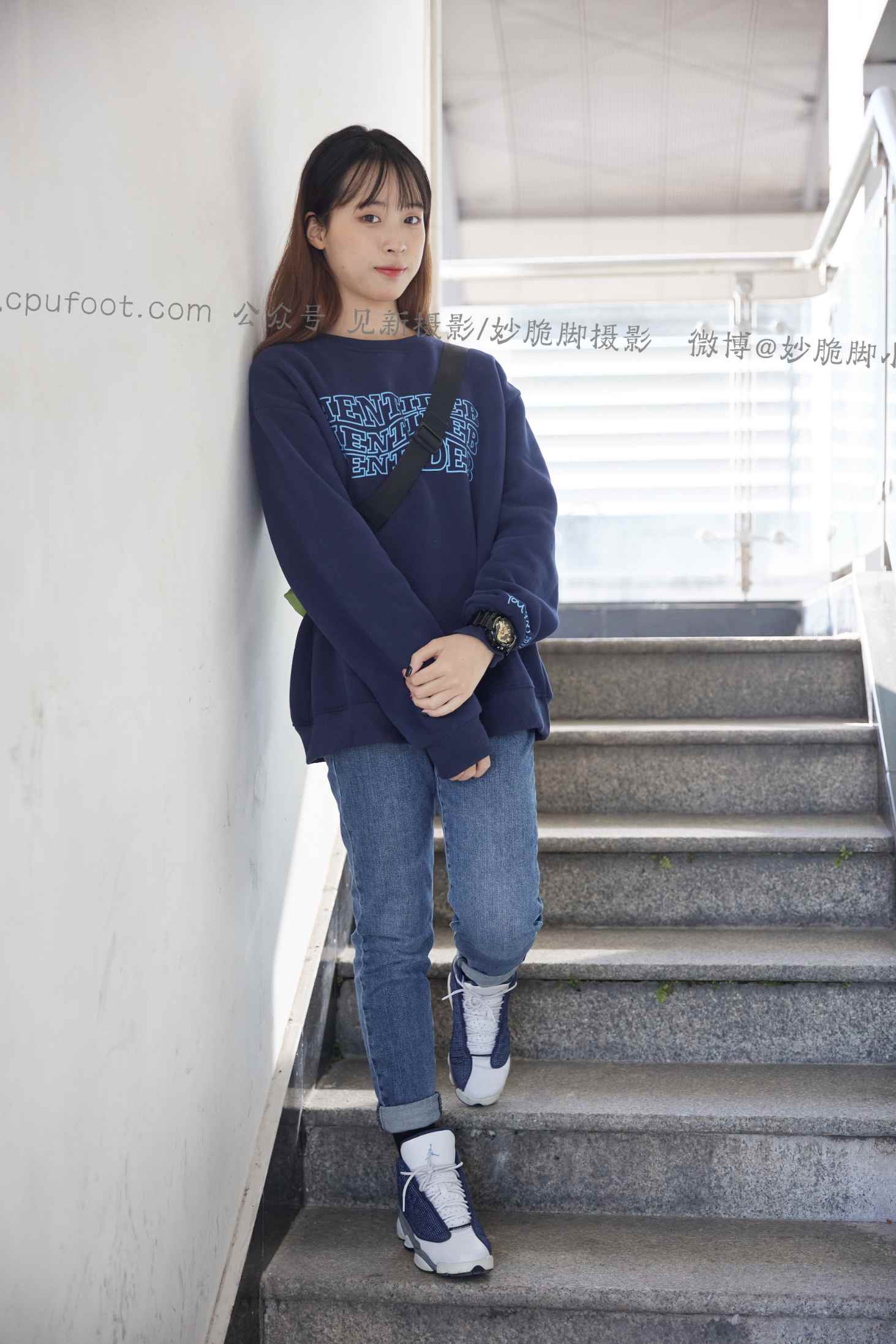 【网盘】[见新摄影]NO.031 自信、阳光、明媚，快看她在发光！