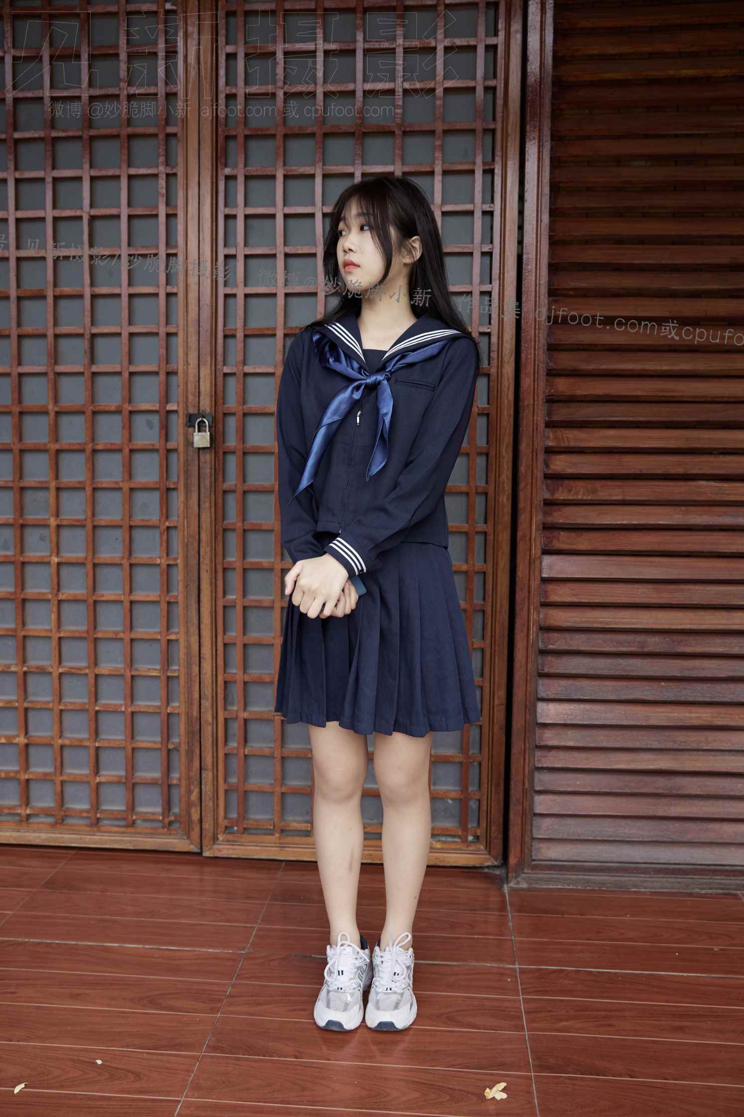 【网盘】[见新摄影]NO.032 动漫里可爱的JK小姐姐又来了，你陶醉了吗