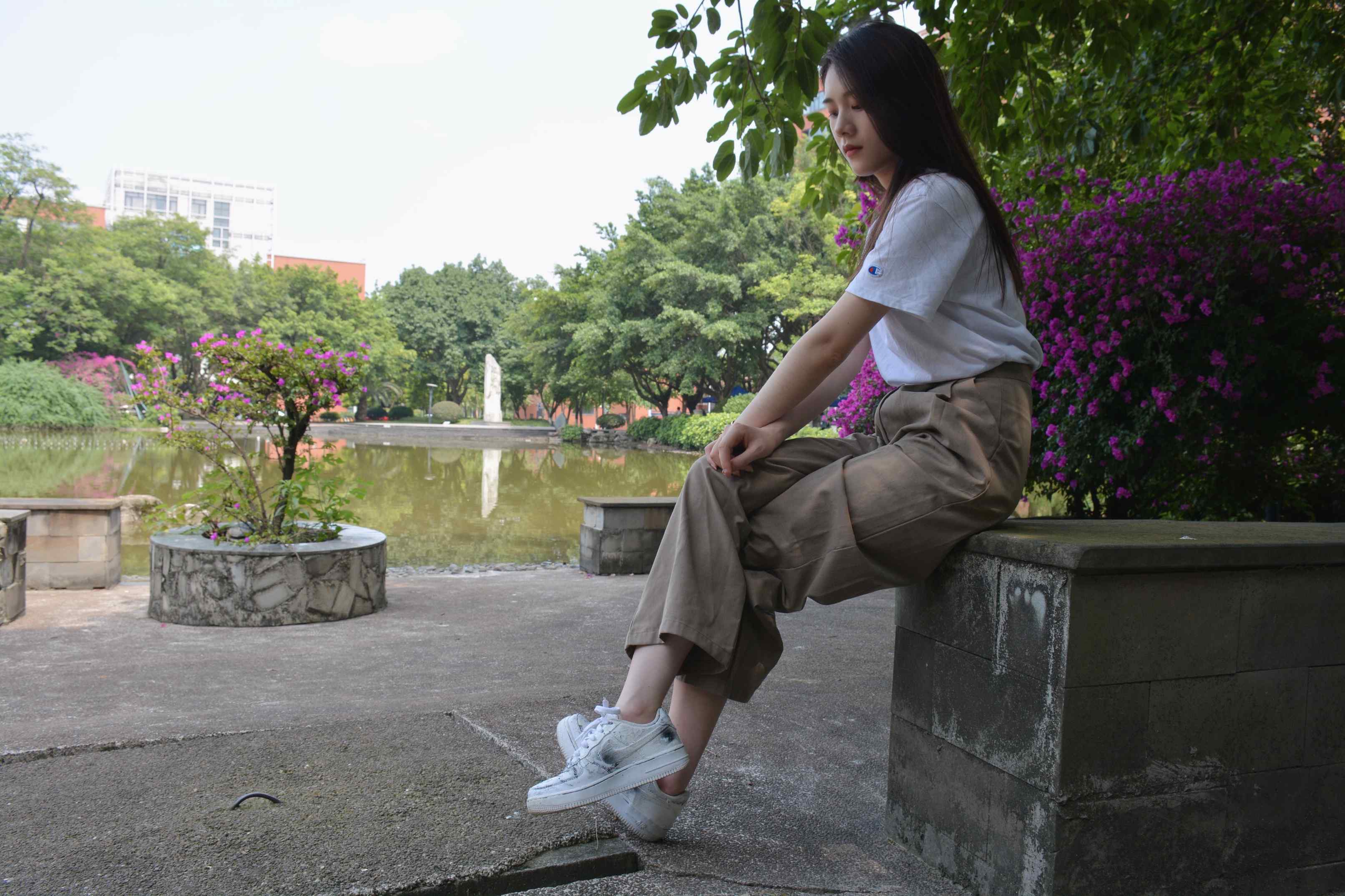 【网盘】[织梦映像]校园游记-春花秋月何时了