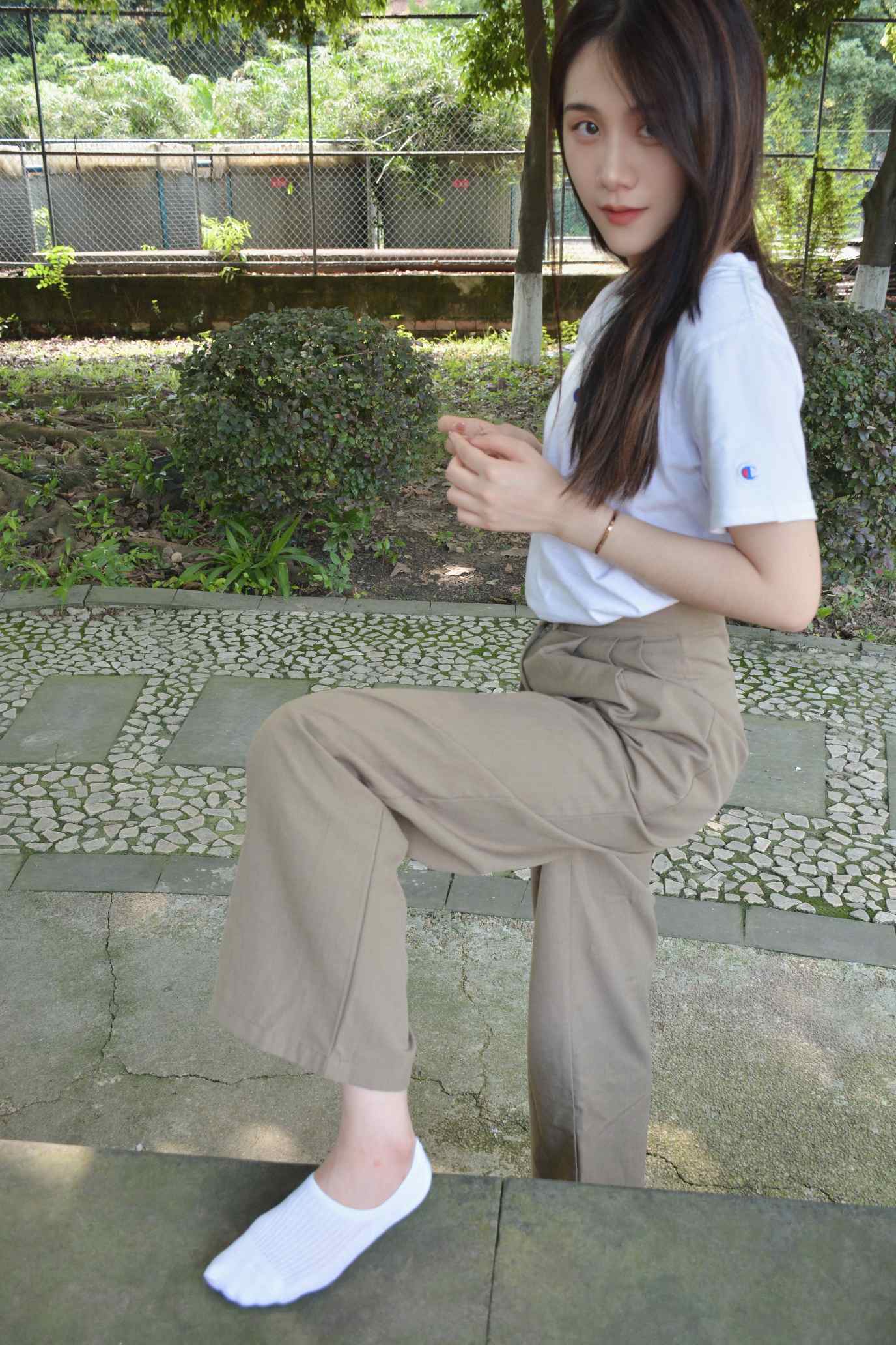 【网盘】[织梦映像]校园游记-春花秋月何时了