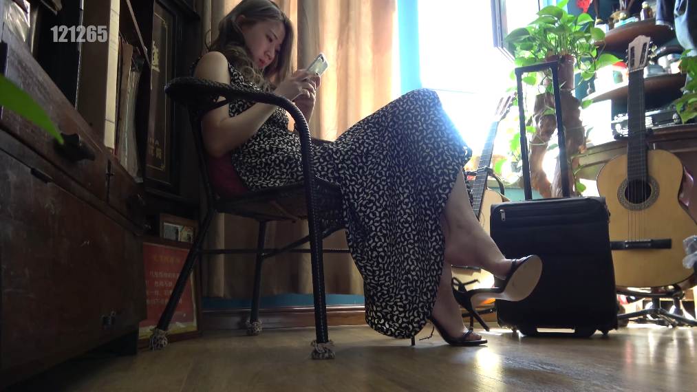 【网盘】[视频] K&#038;M 264-连衣裙凉高美女足秀