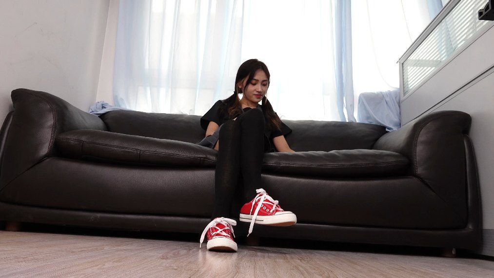 【网盘】[视频] A&#038;F 029-小美女Xixi的性感39码大脚